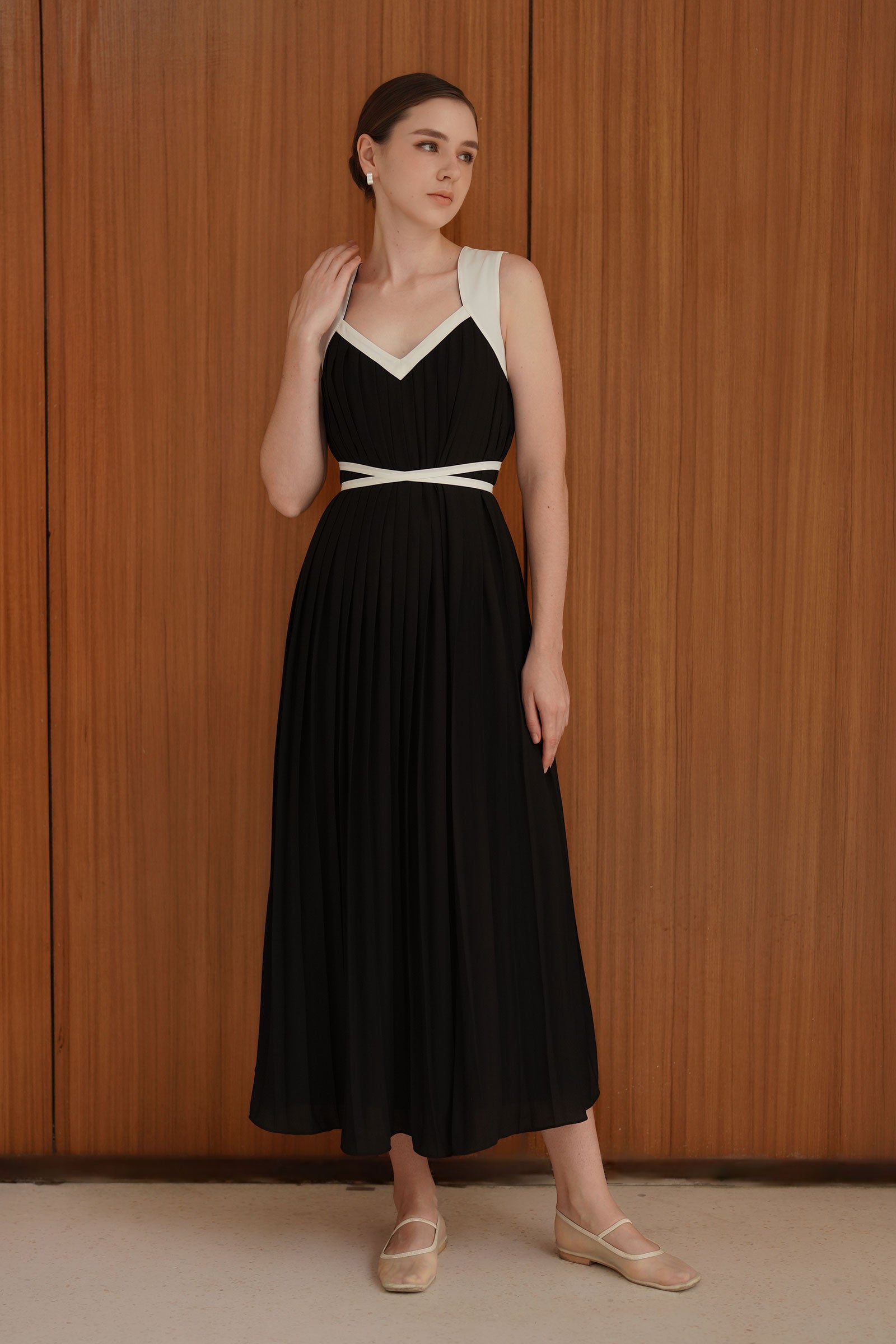Sera Dress (Black)