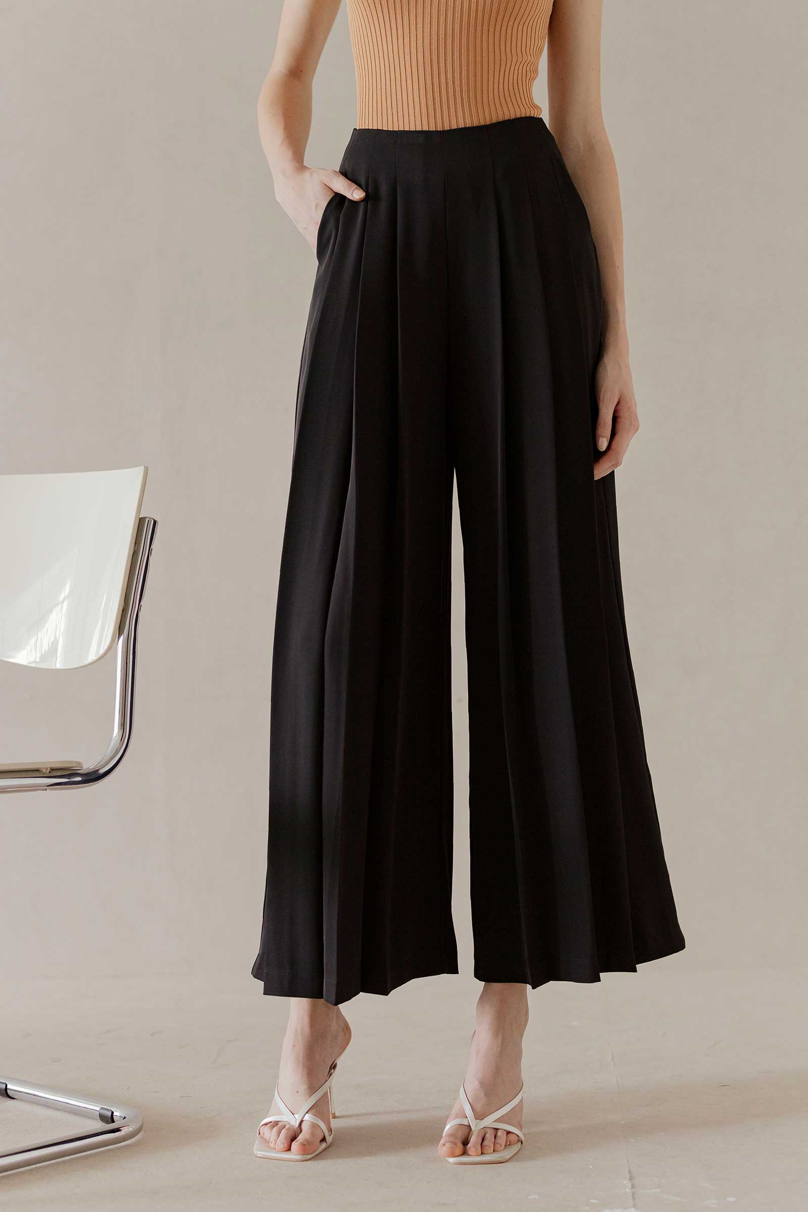 Duse Pants (Black)