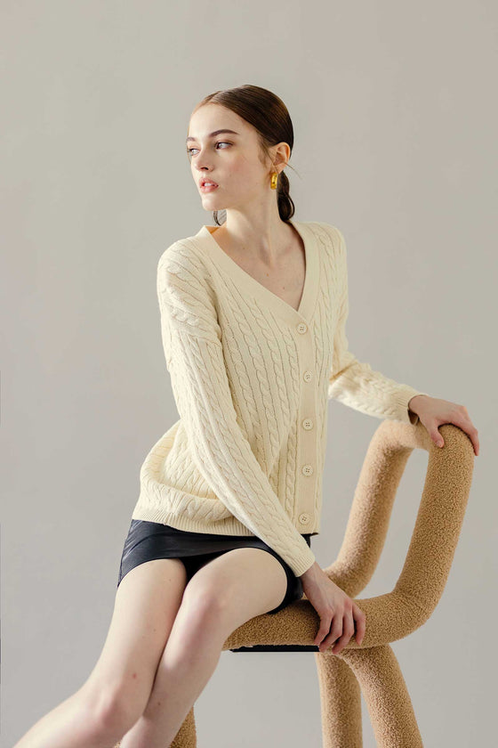 Dhele Cardi (Cream)