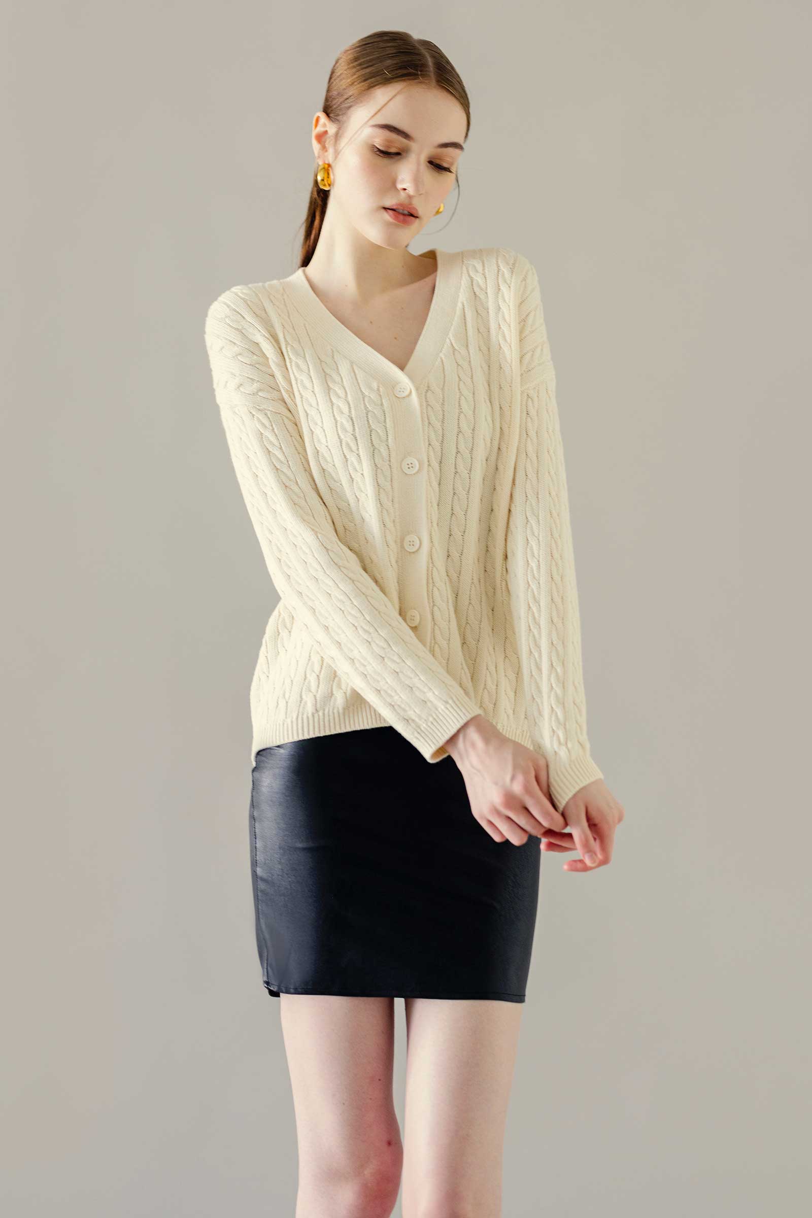 Dhele Cardi (Cream)