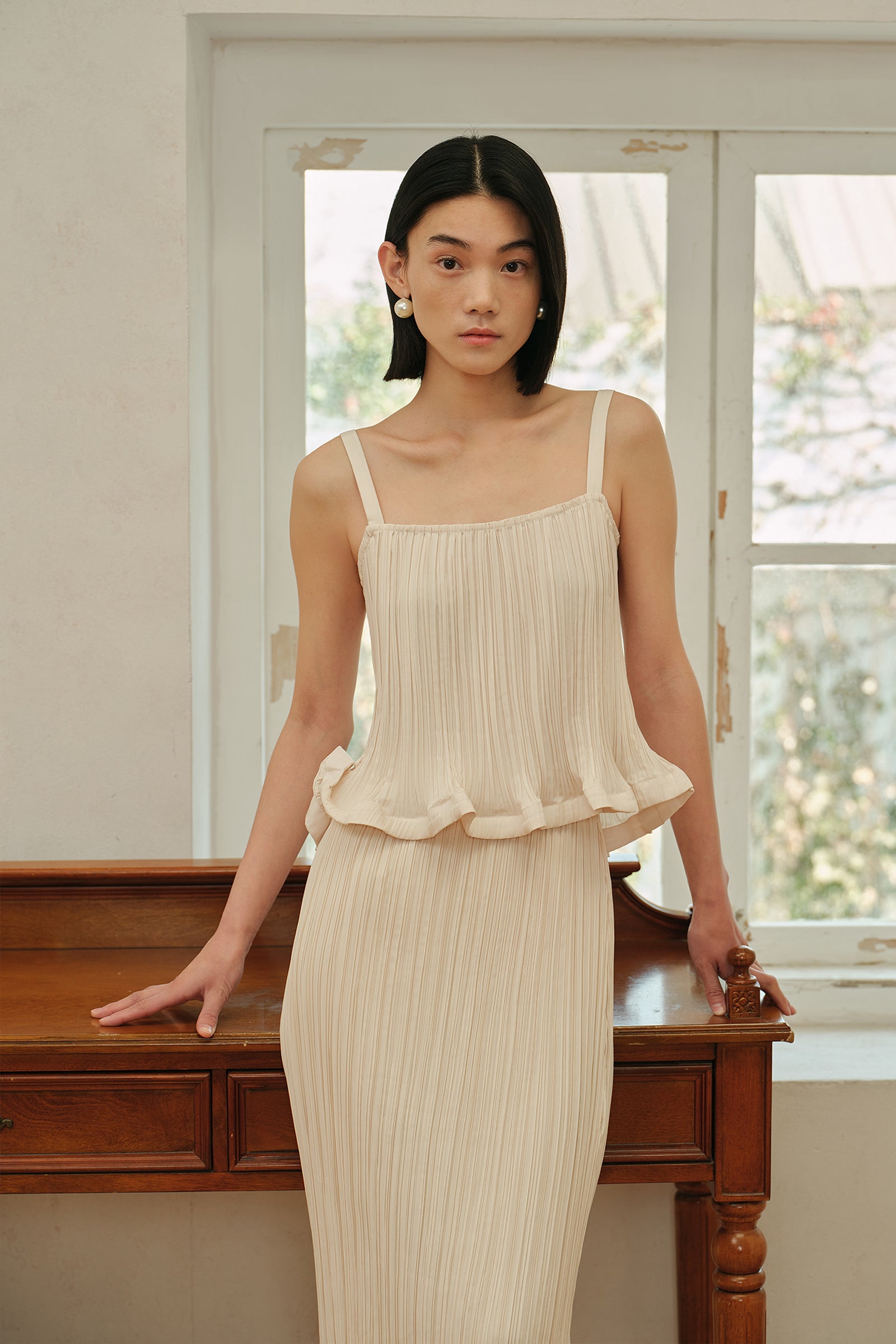 Pia Top (Almond)