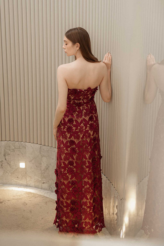 Dovissa Gown (Red)