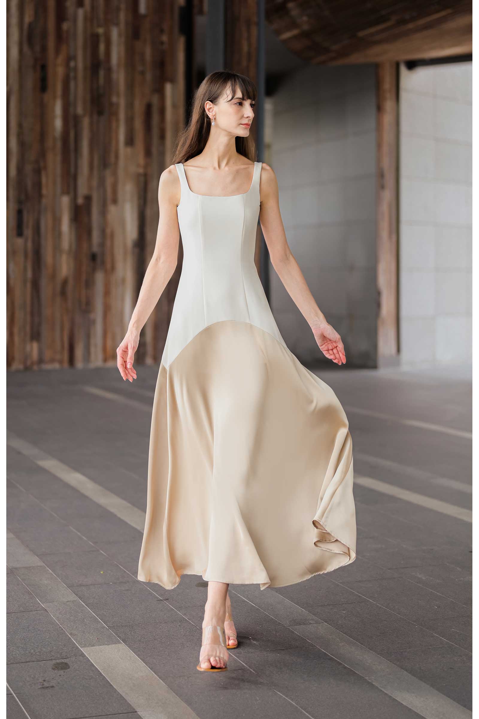 Daziv Dress (Champagne)