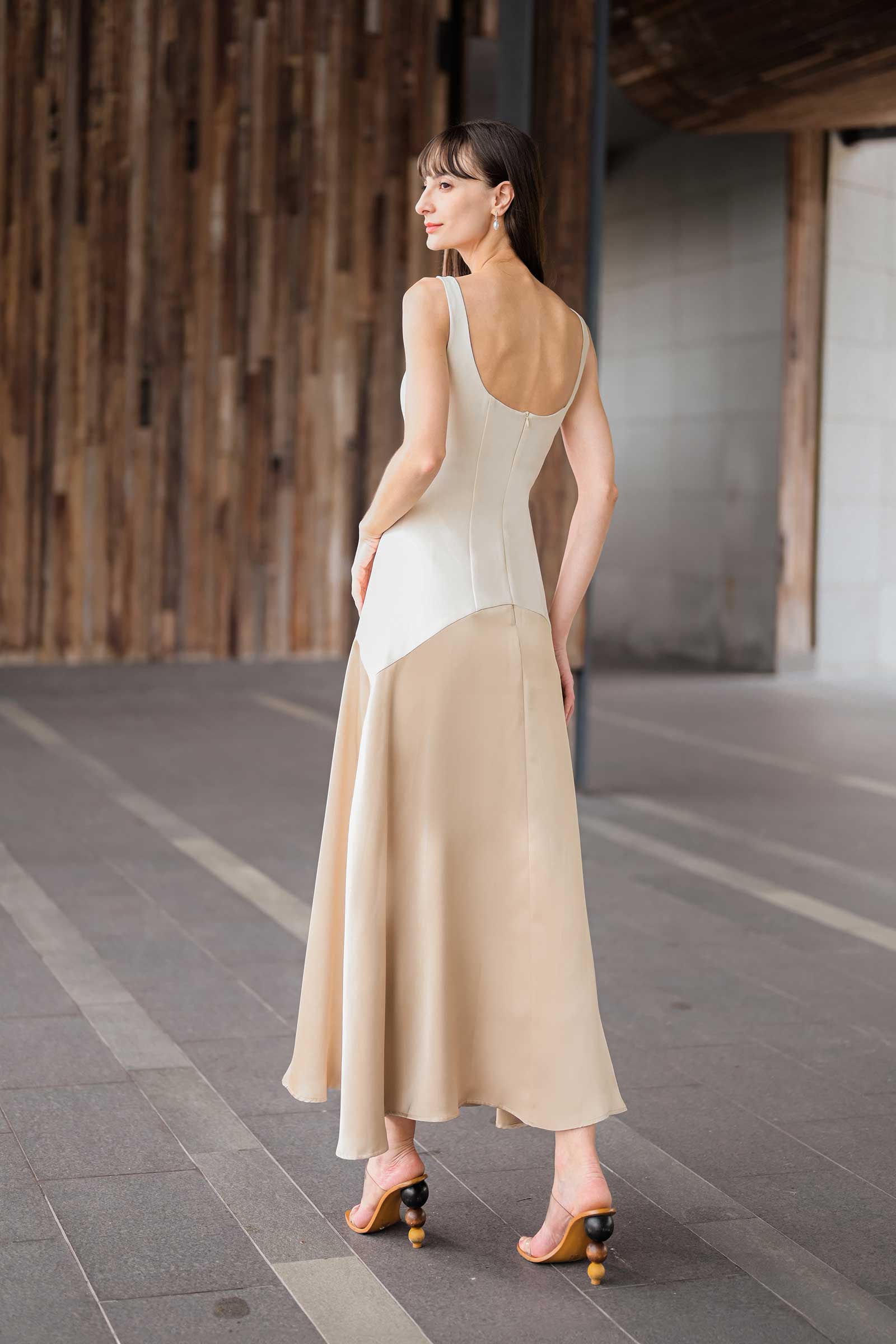 Daziv Dress (Champagne)