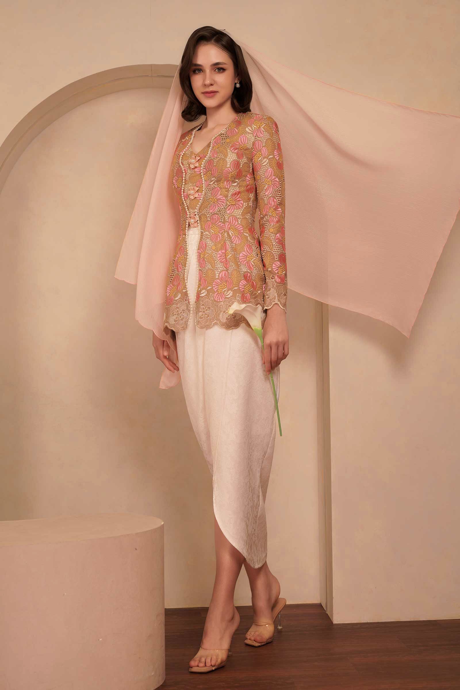 Coraline Kebaya Top