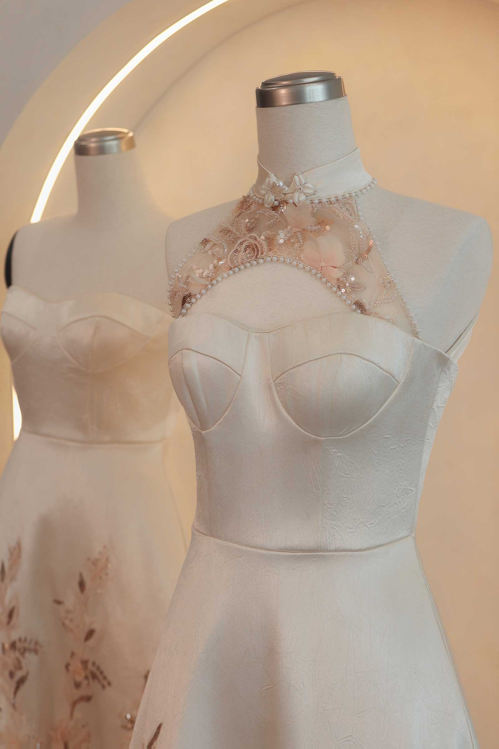 Camelia Dress (Champagne)