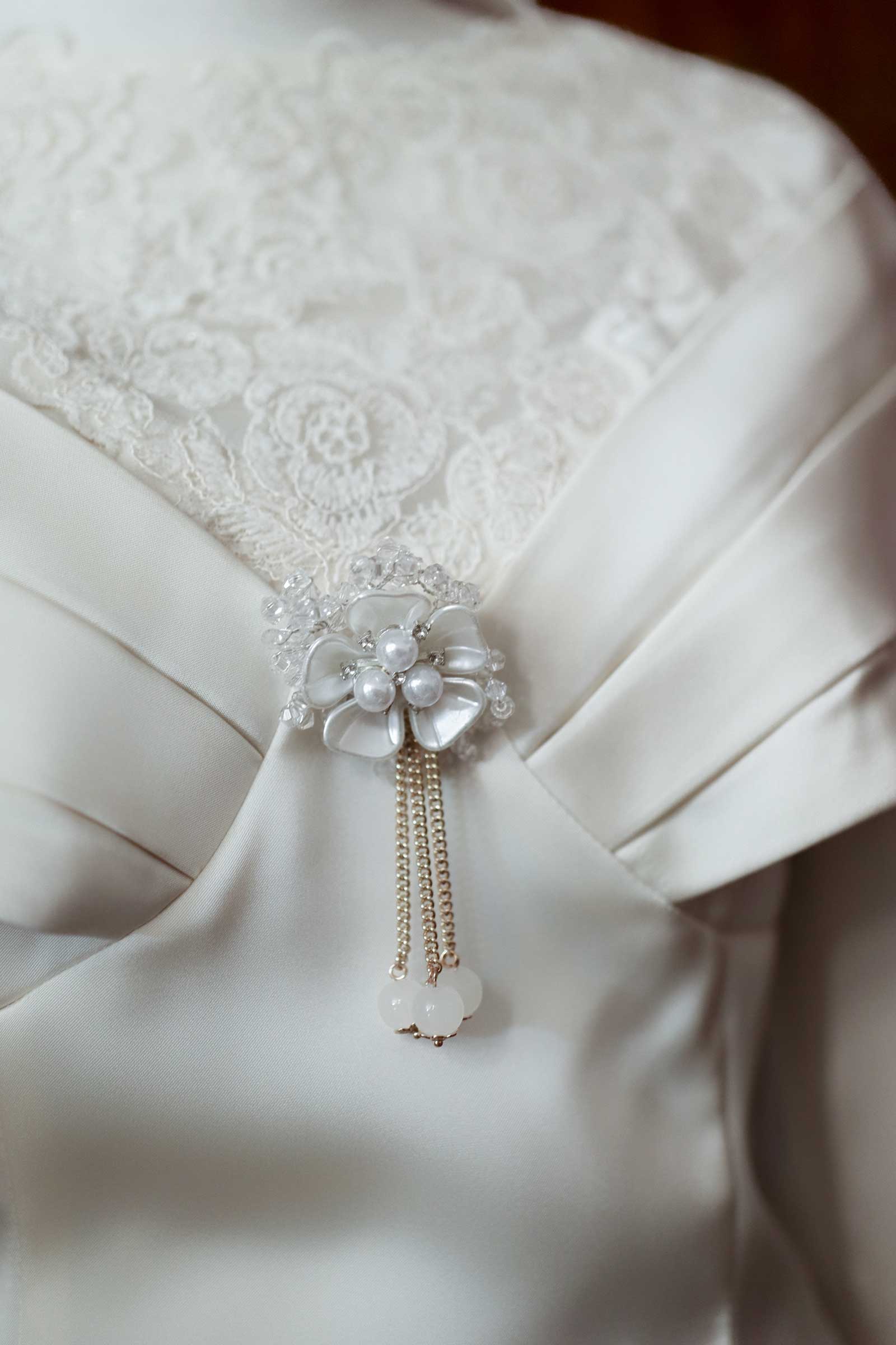 Rembulan Kebaya Top (Champagne)