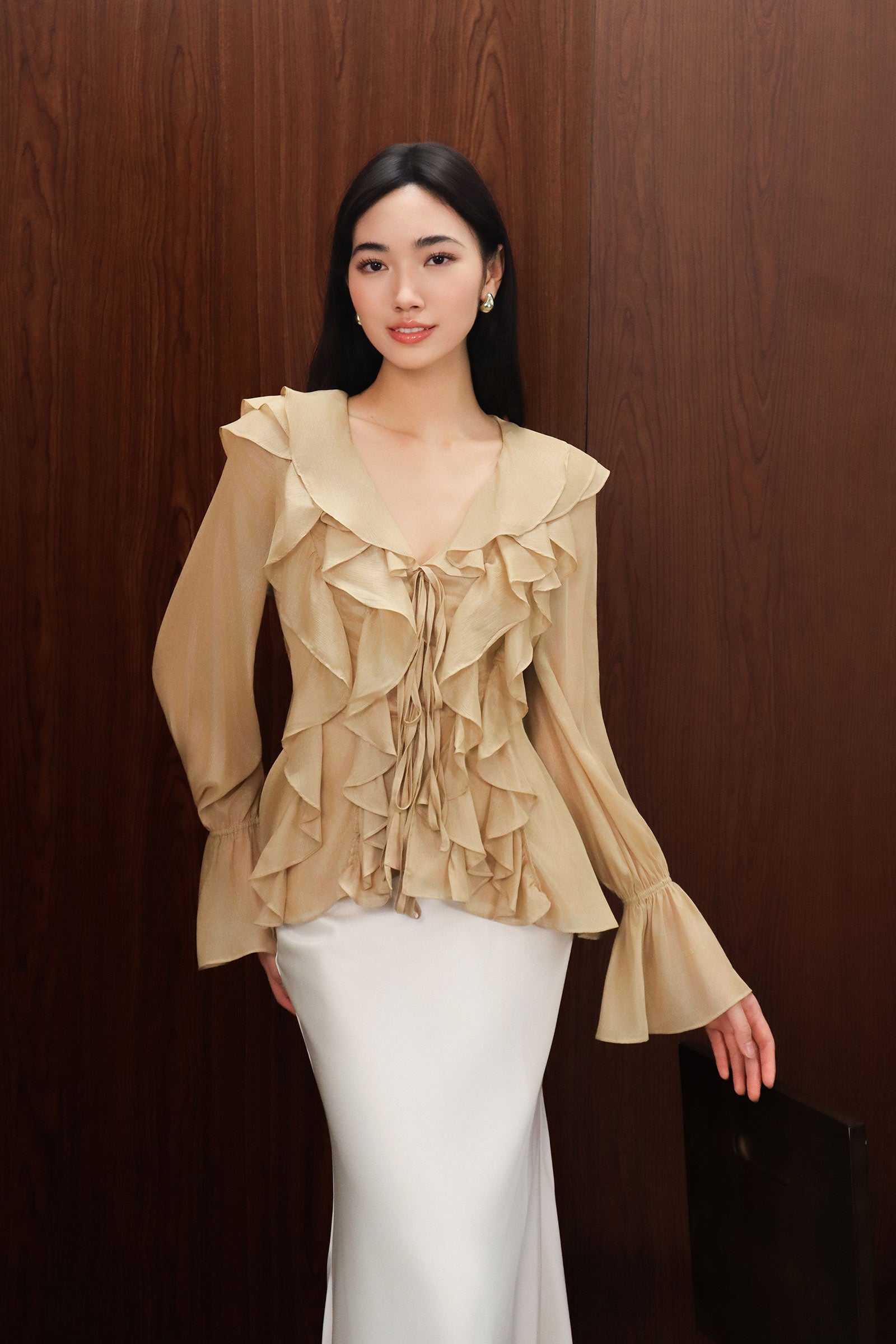Devoria Ruffle Cardi (Mocha)