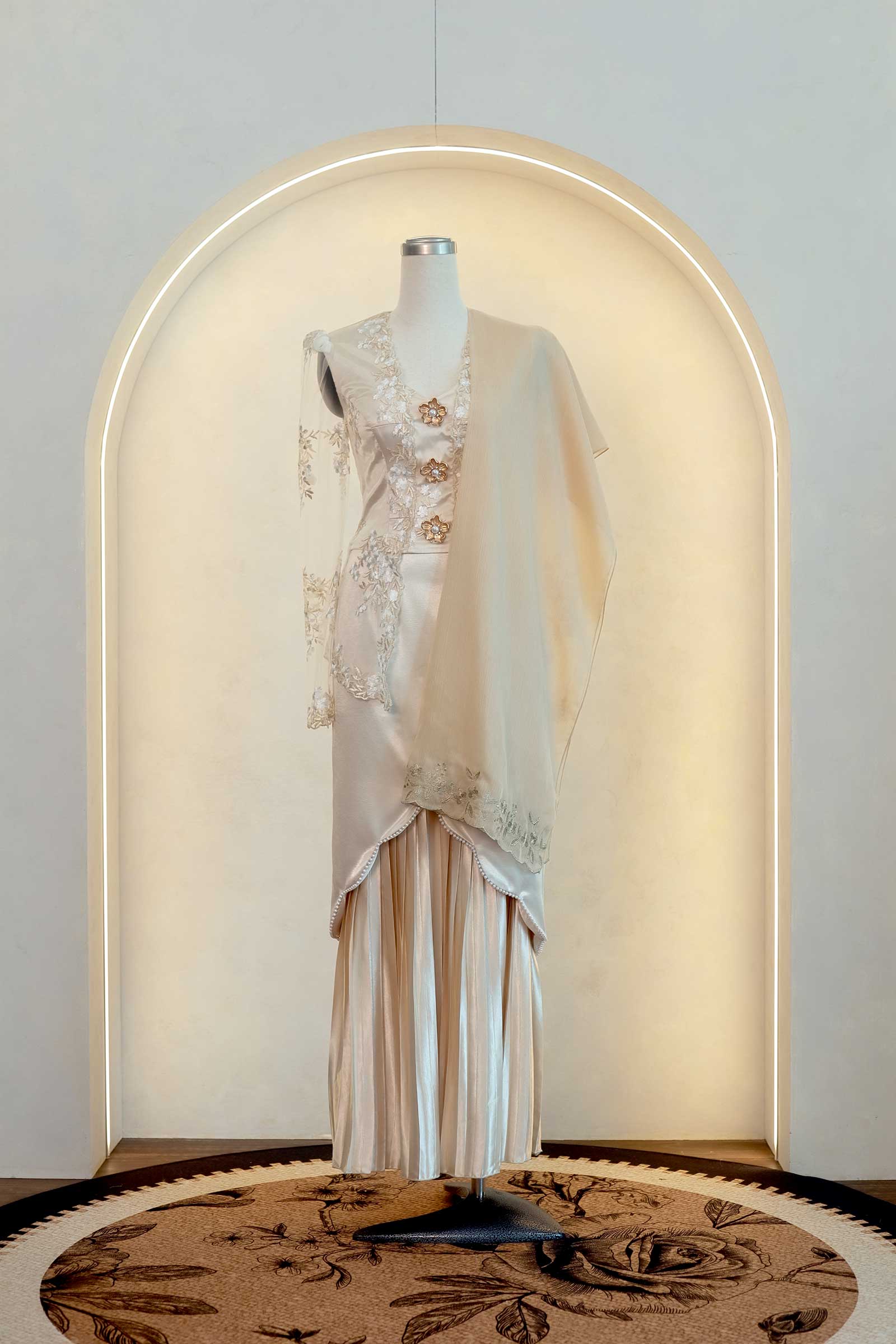 Seraya Kebaya Top (Champagne)