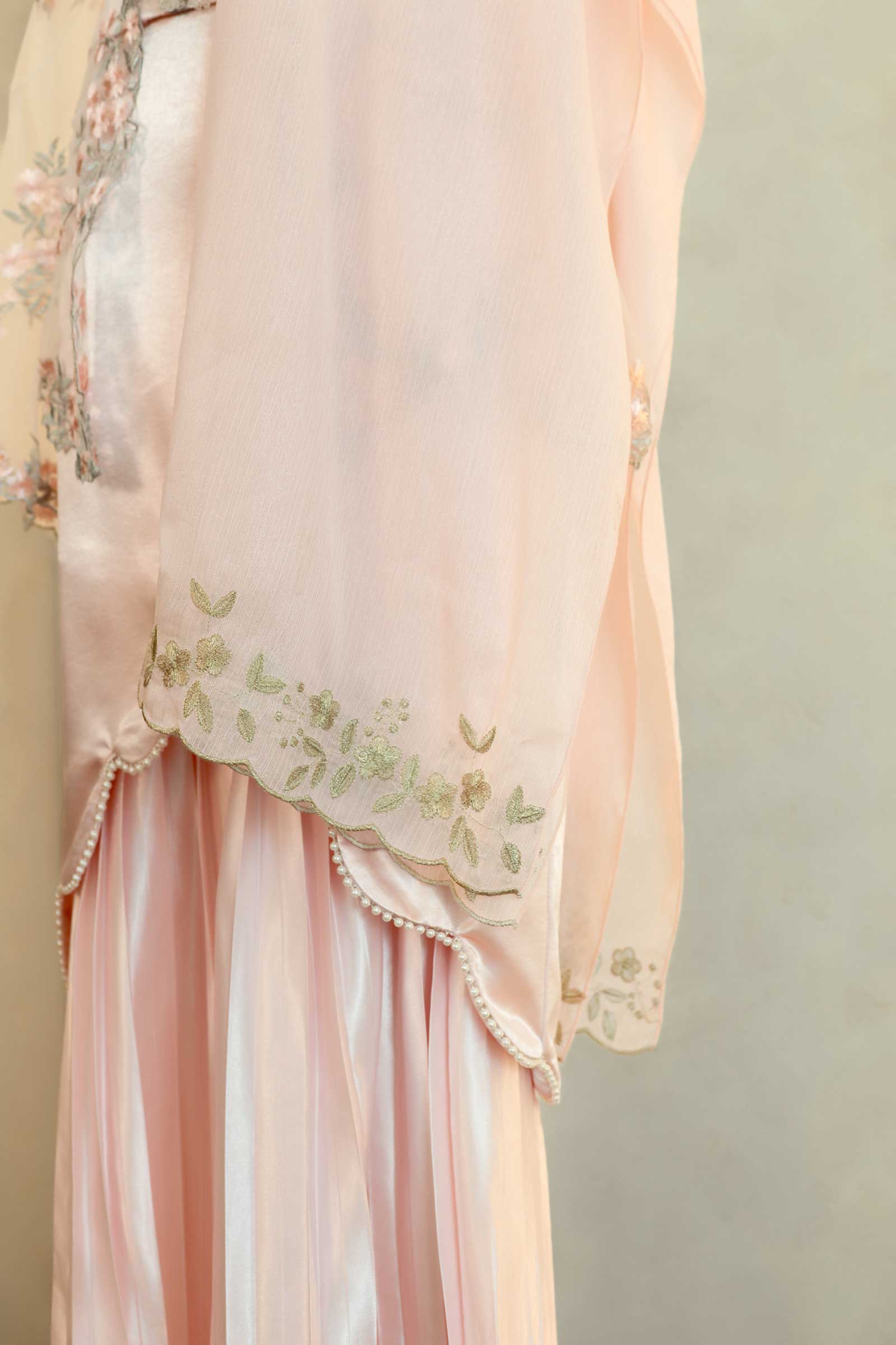 Seraya Shawls (Pink) (Non Returnable)