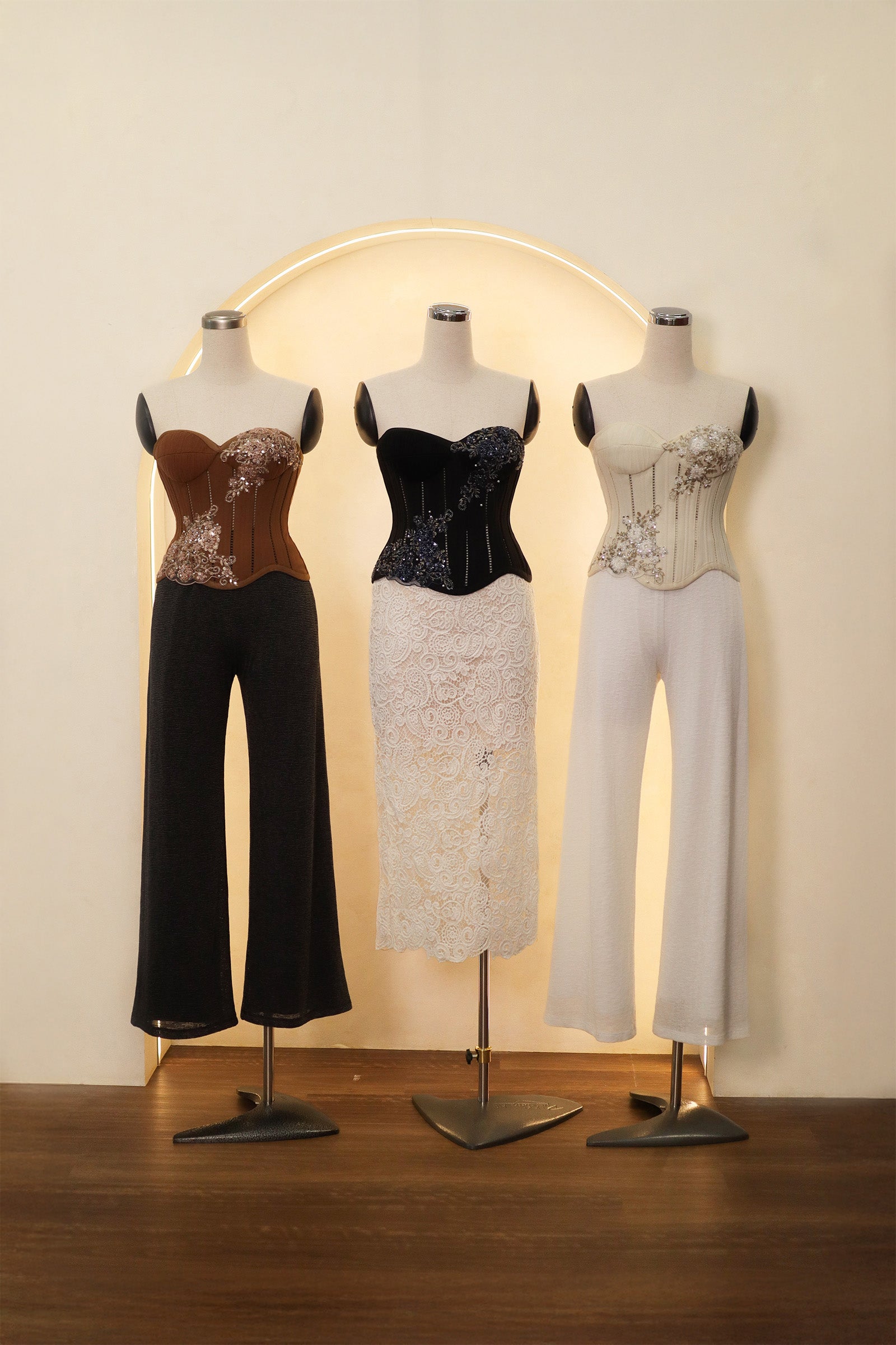 Amorette Top (Moonlit Pearl)
