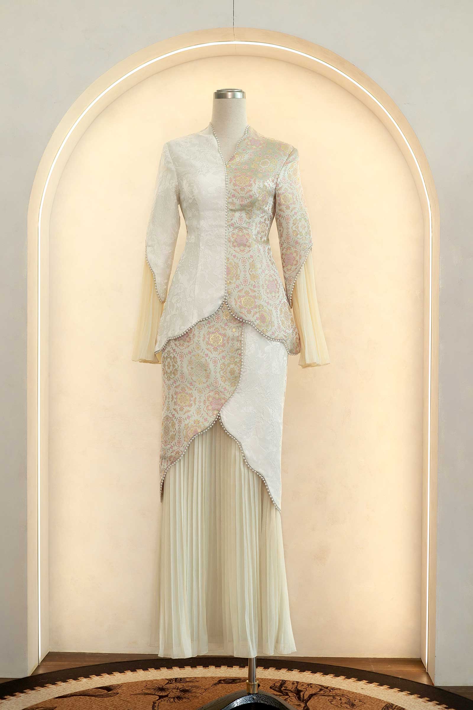 Niessa Kebaya Set (Pistachio)