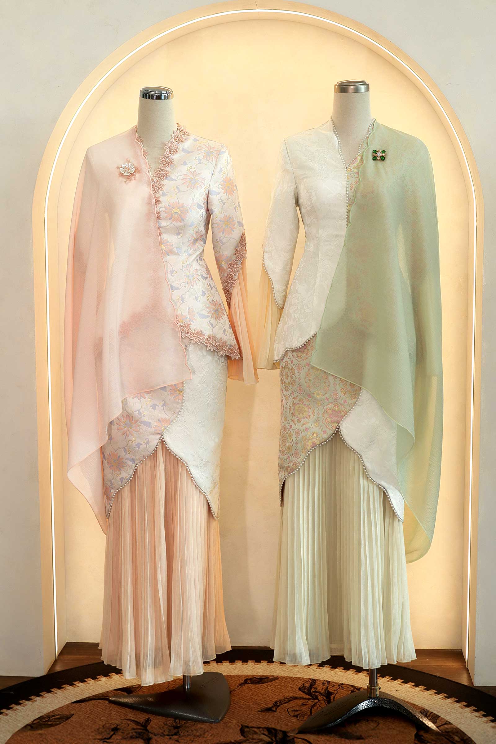 Niessa Kebaya Set (Rose)