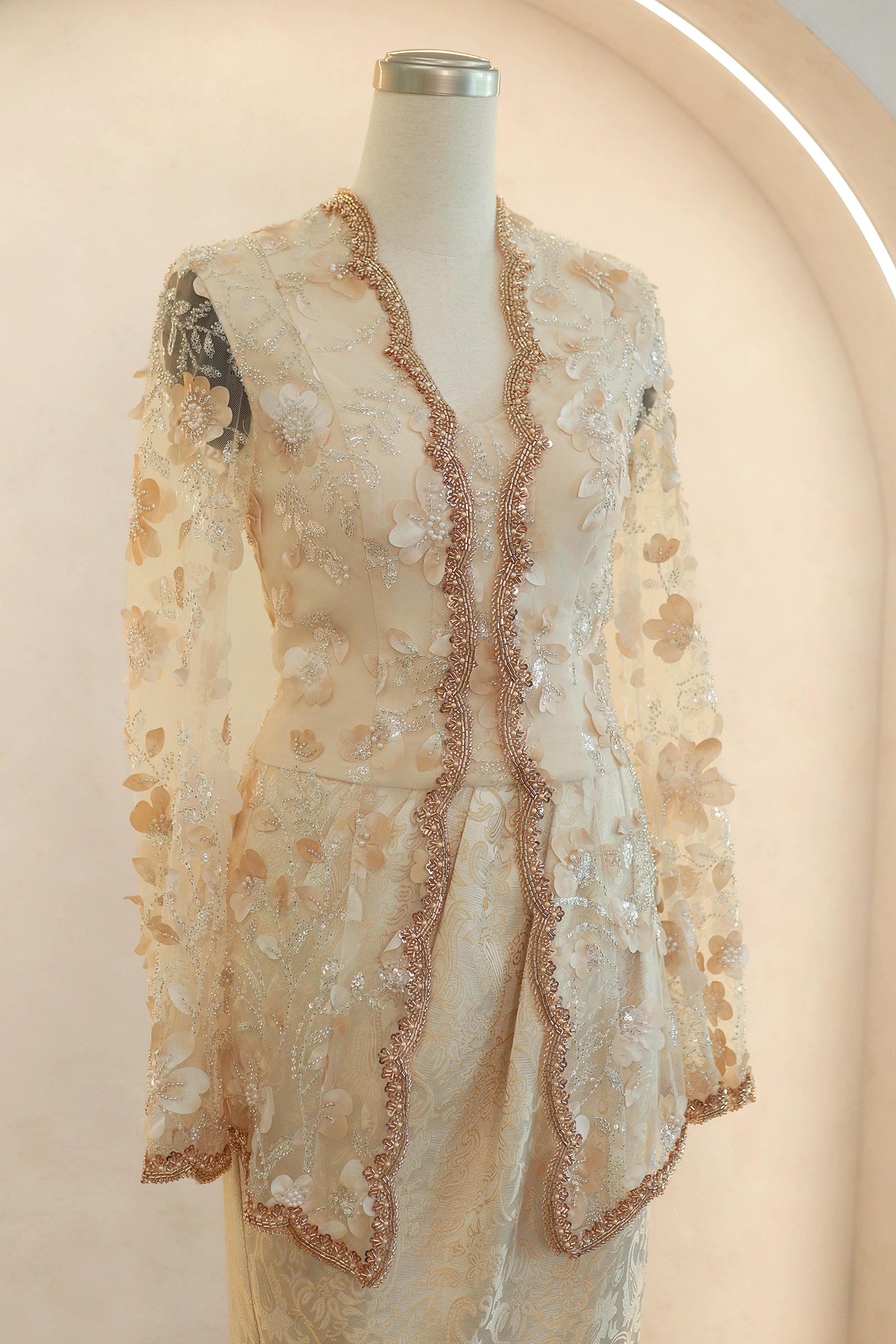 BACKORDER Mahsuri Kebaya Top (Moonlight Gold)