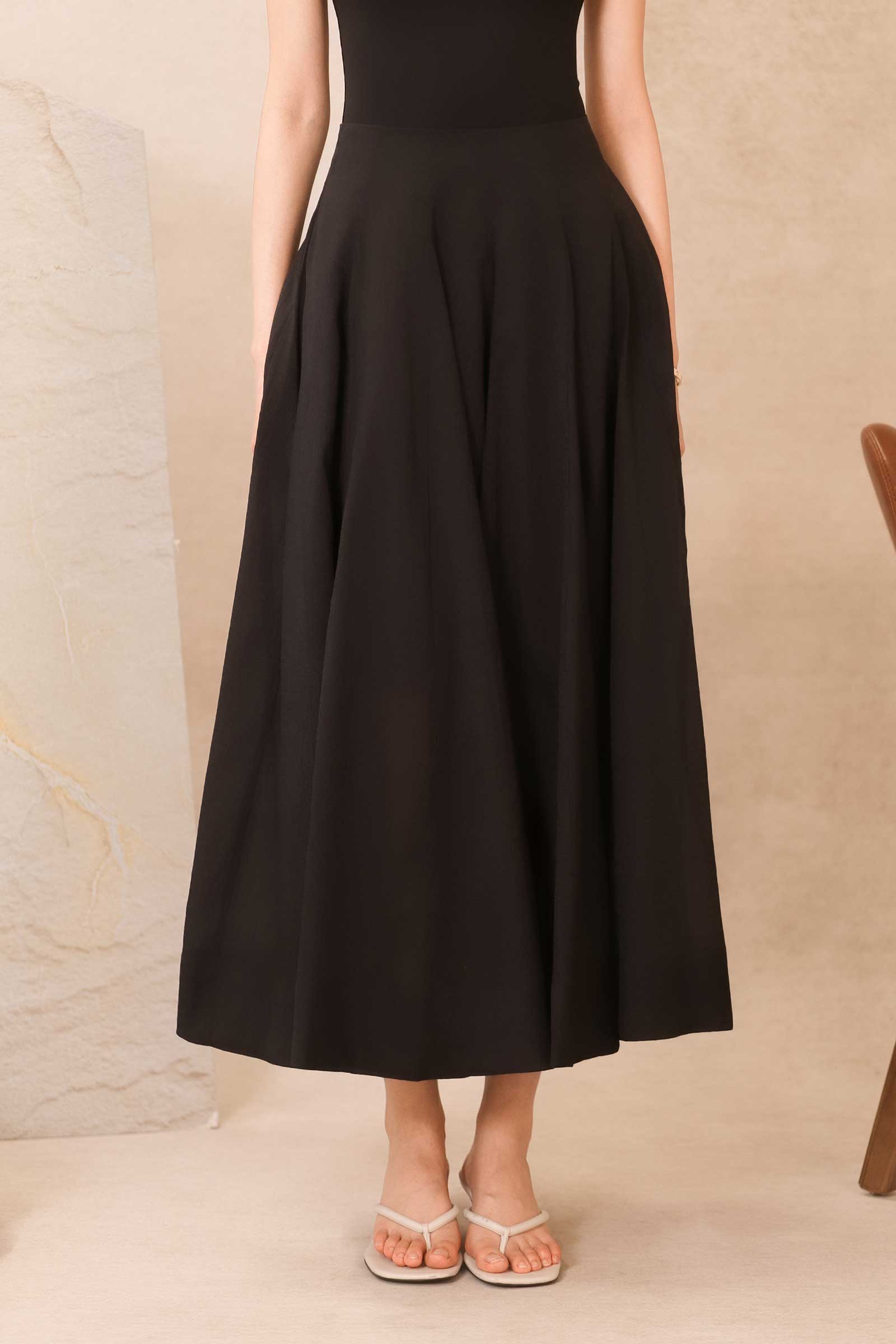 Dalaire Organza Skirt (Black)