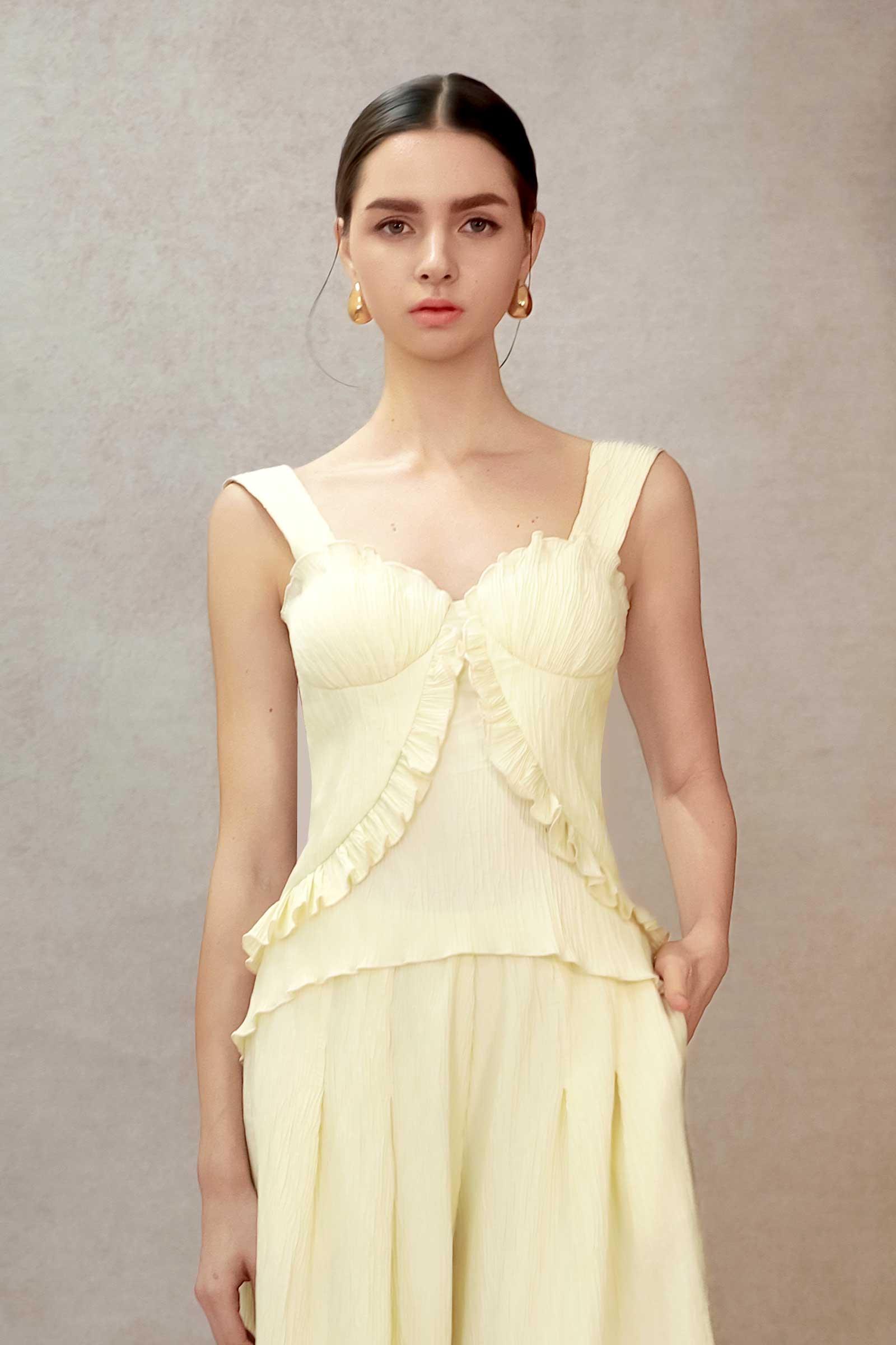 Devrin Padded Top (Cream)