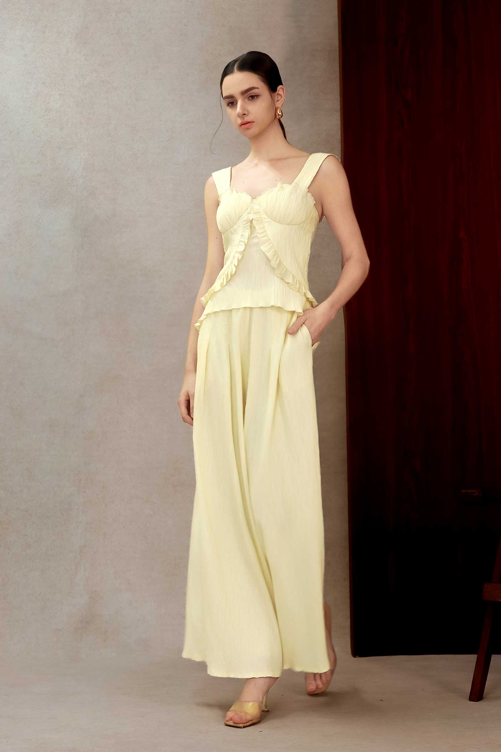 Devrin Padded Top (Cream)