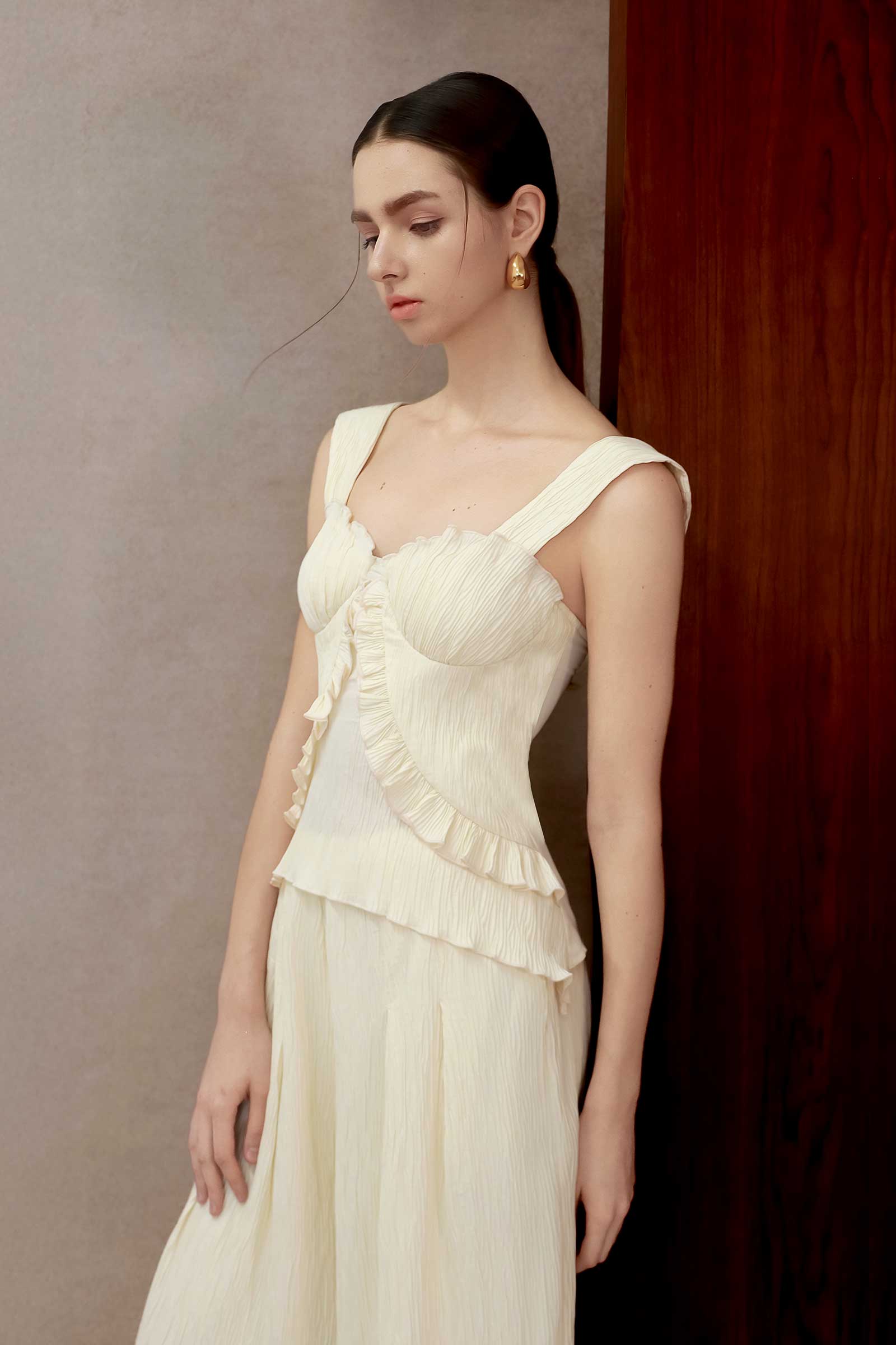 Devrin Padded Top (Cream)