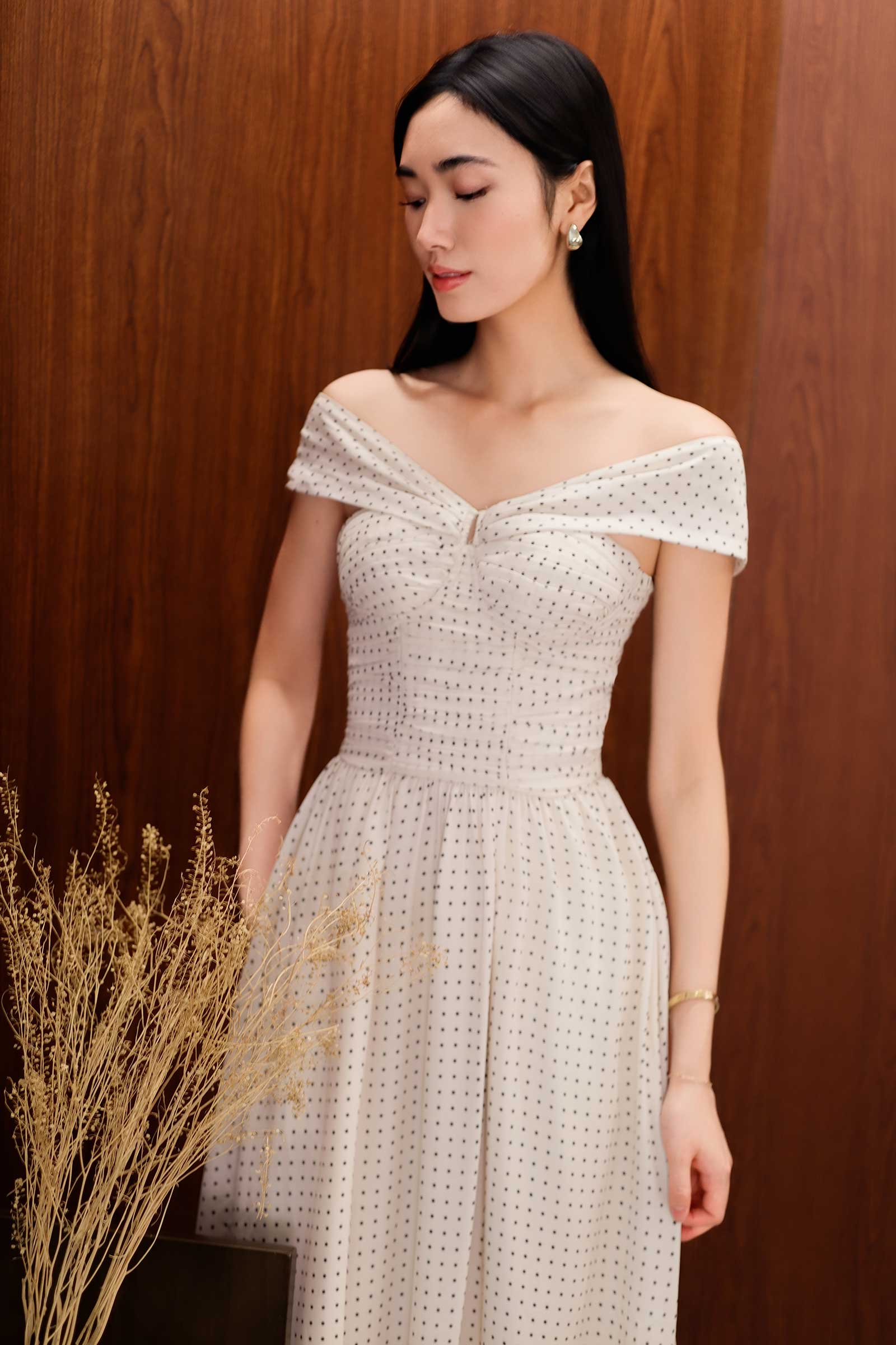 Darella Padded Dress (Cream)