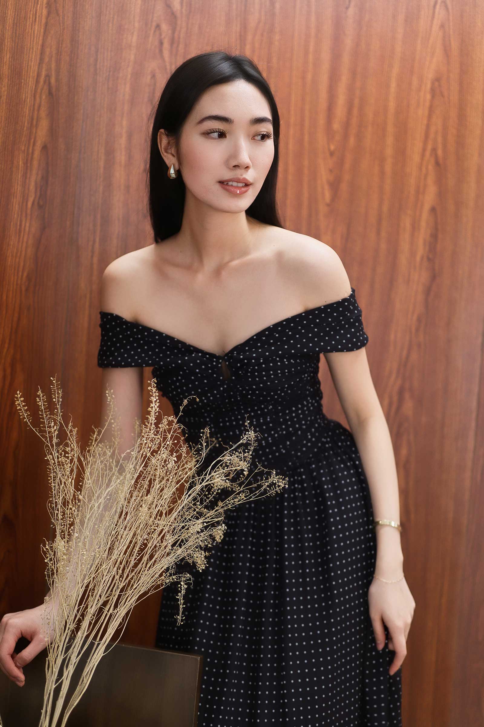 Darella Padded Dress (Black)