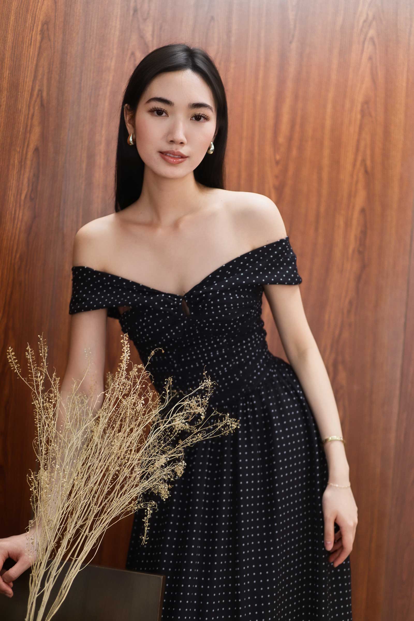Darella Padded Dress (Black)