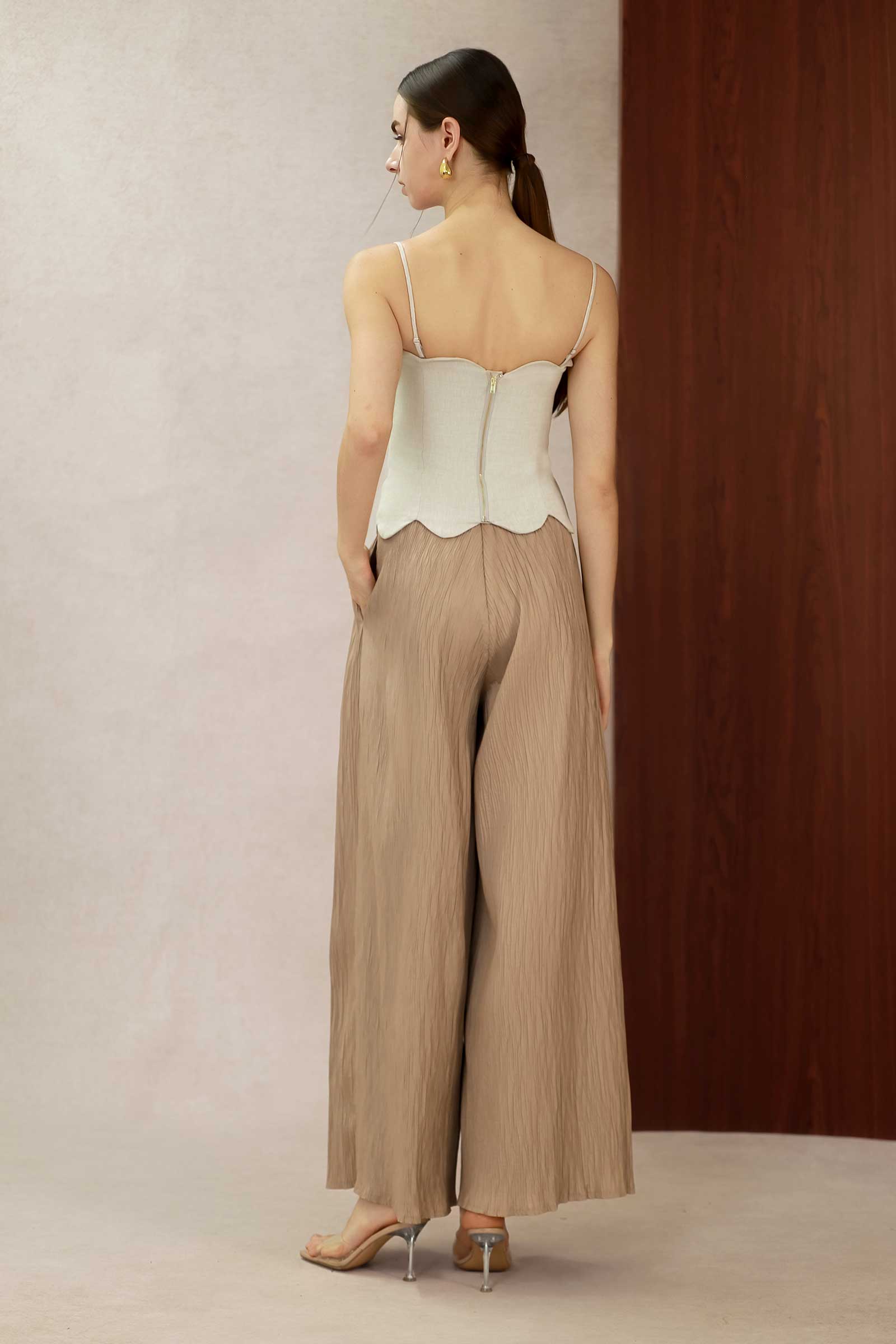 New Doneil Padded Top (Linen)