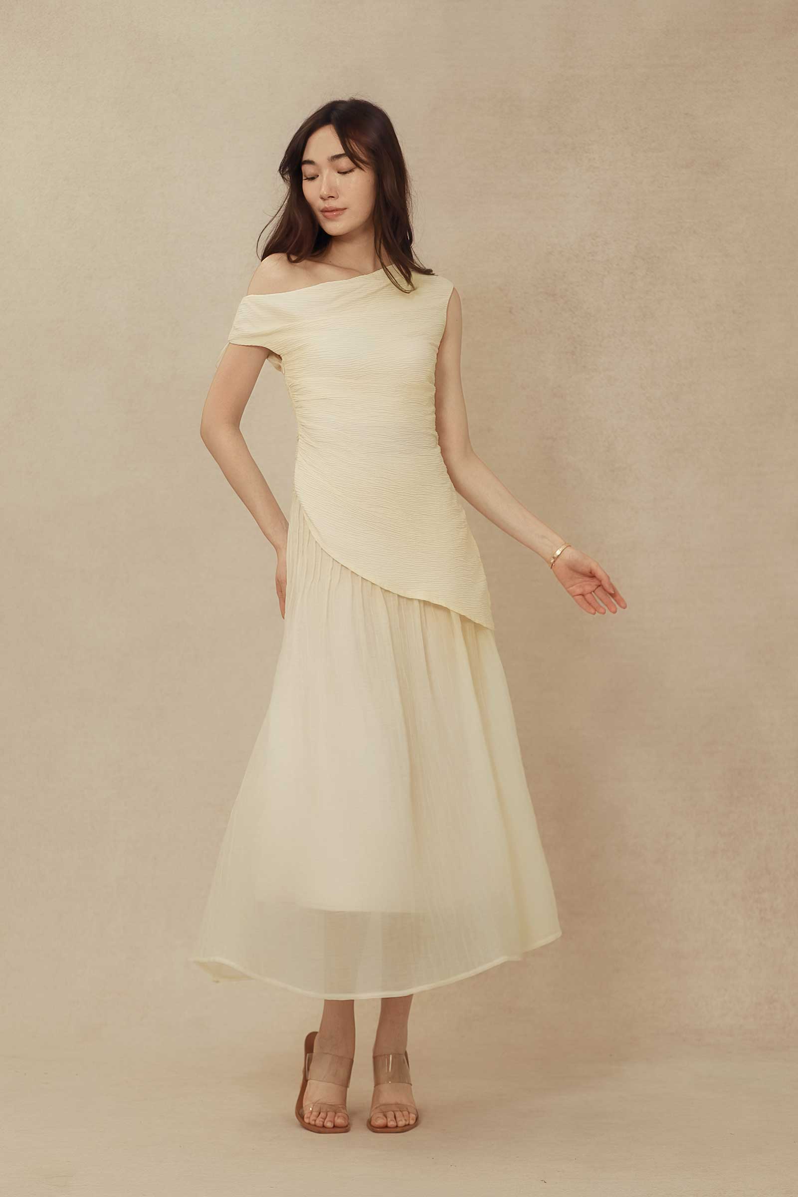 Liora Drape Top (Cream)