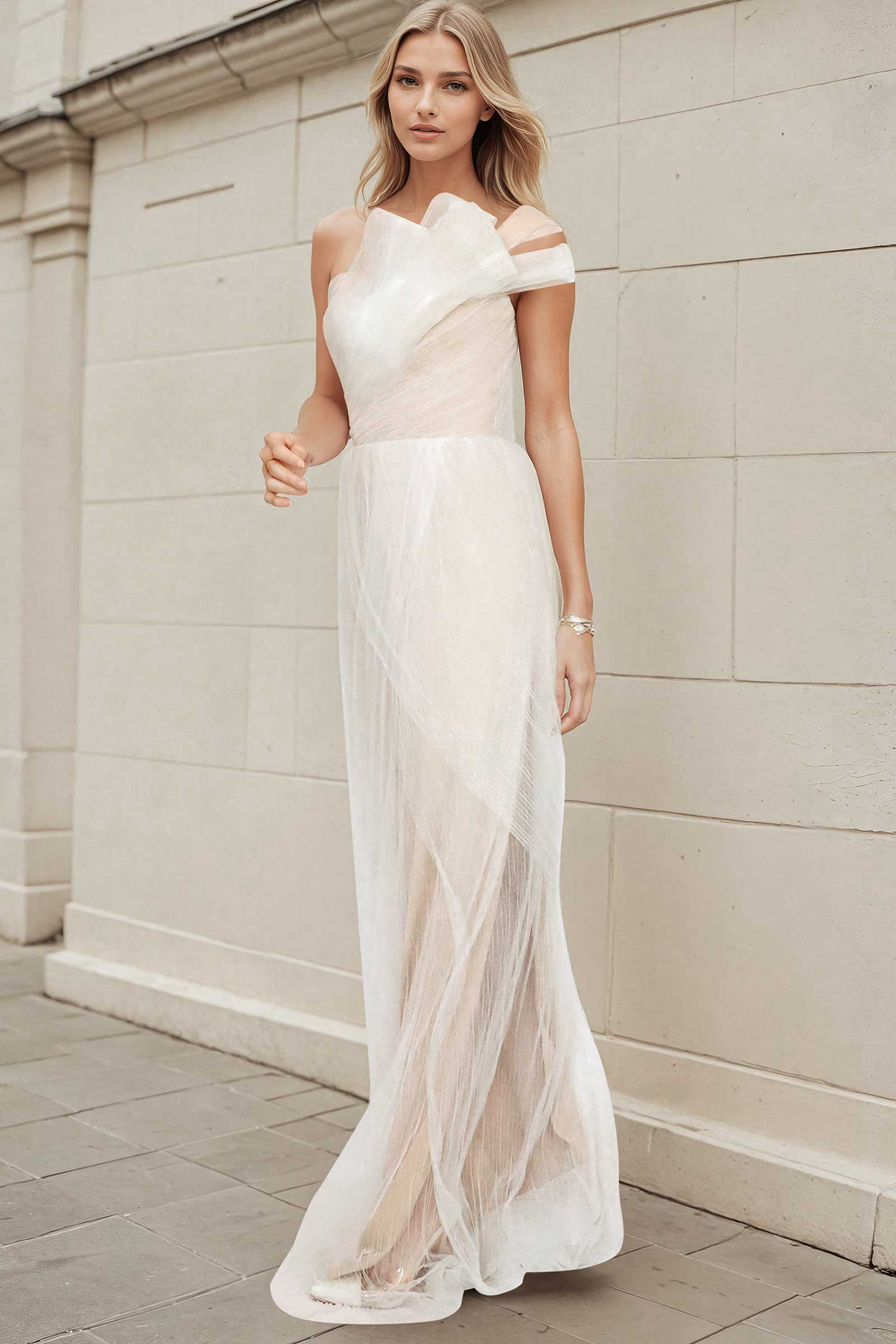 Duelle Gown (White)