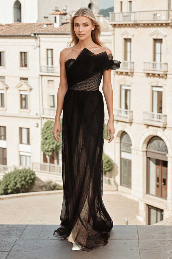 BACKORDER Duelle Gown (Black)