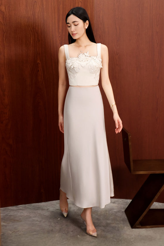 Dloriance Padded Embroidery Top (Ivory)