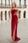 Duelle Gown (Maroon)