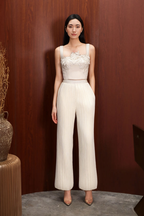 Dloriance Padded Embroidery Top (Ivory)