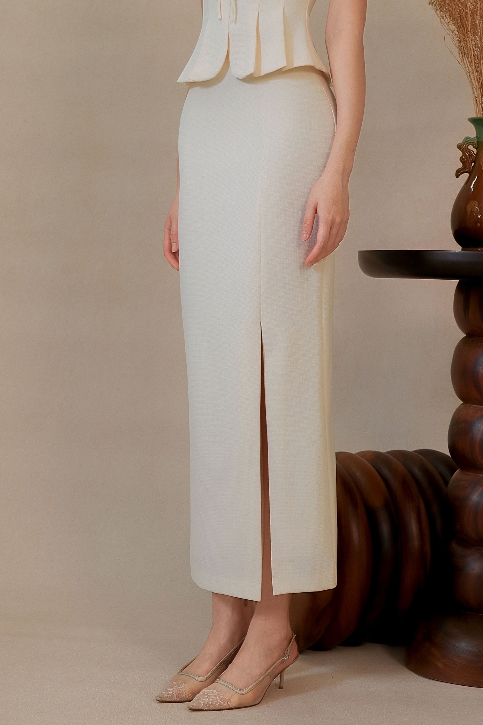 Dioriea Skirt (Cream)