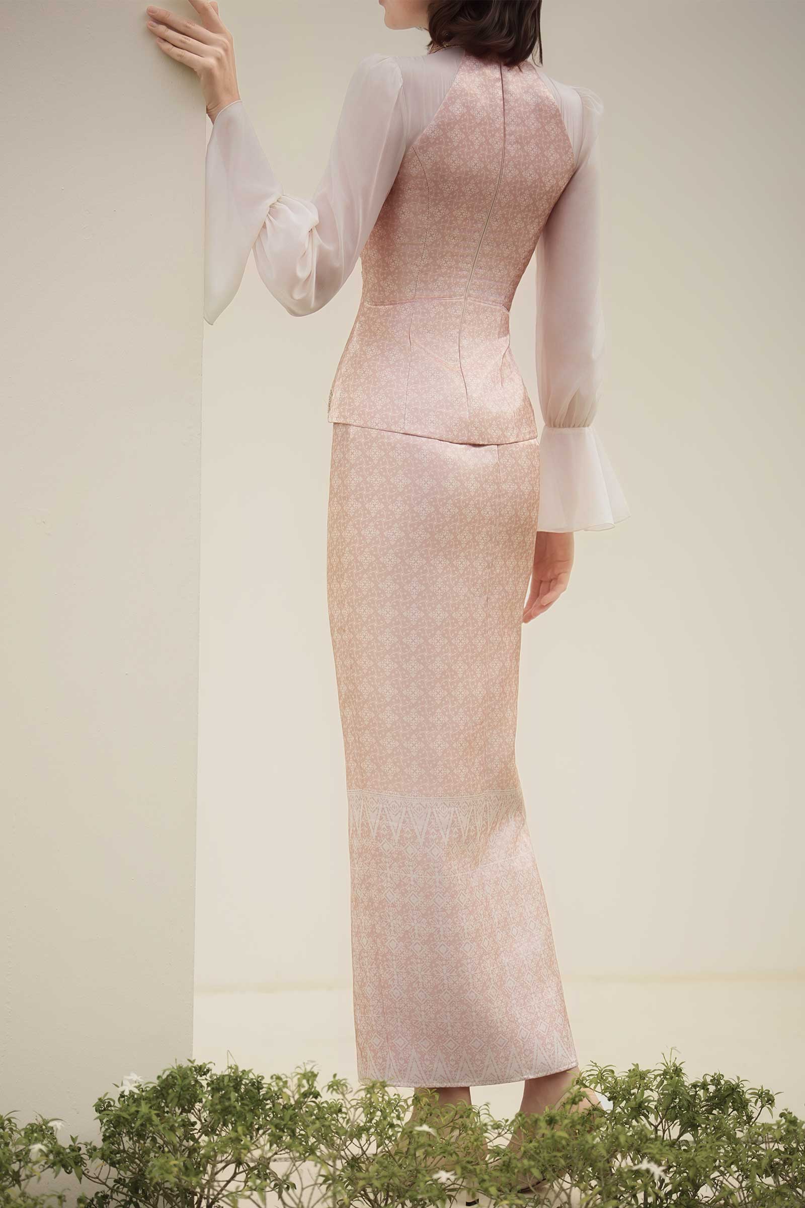 BACKORDER Puteri Kebaya Top (Camelia)