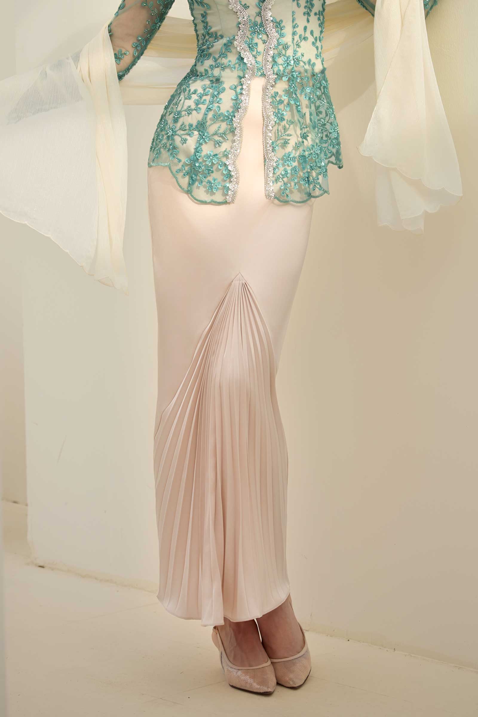 Zamrud Skirt (Champagne) PREORDER