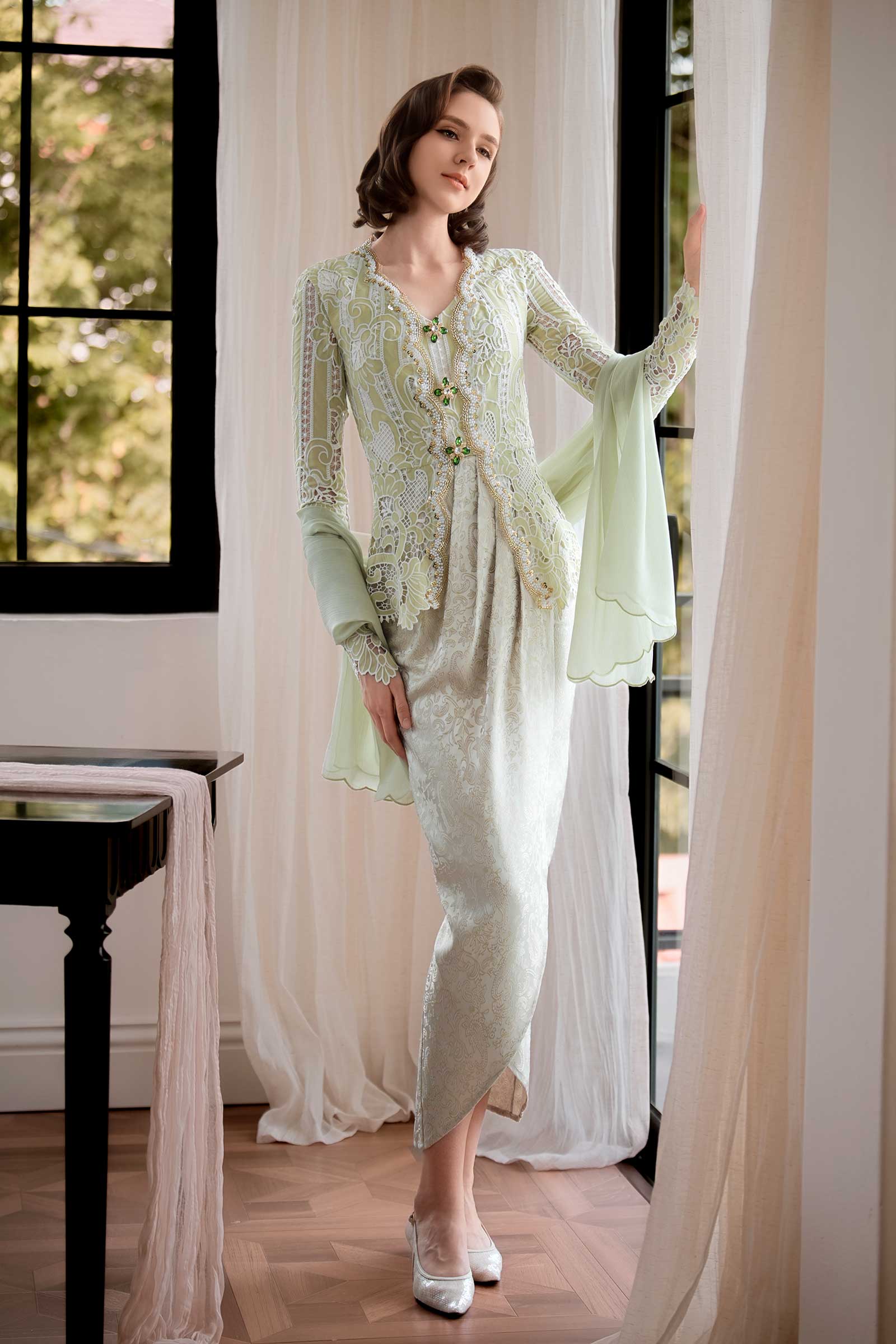 Enchanting Shawls with Brooch (Sage) (Non Returnable)