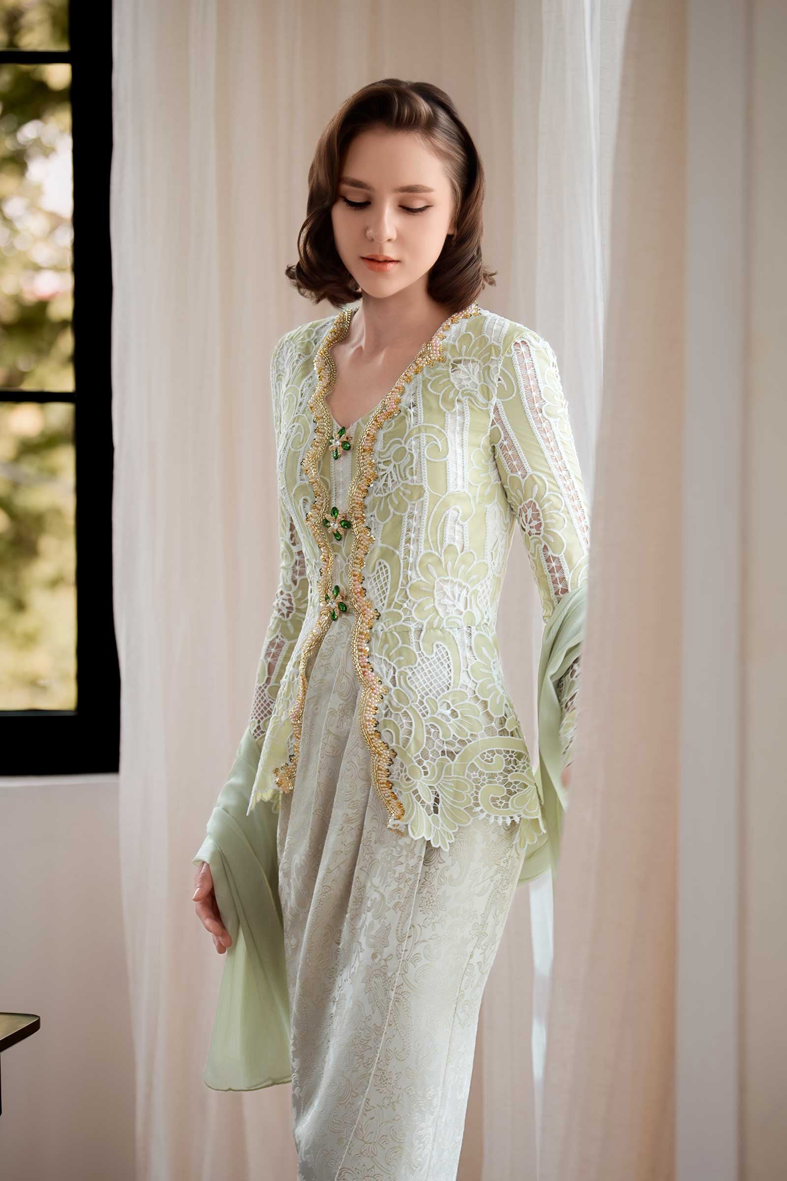 BACKORDER Seroja Kebaya Set (Sage)