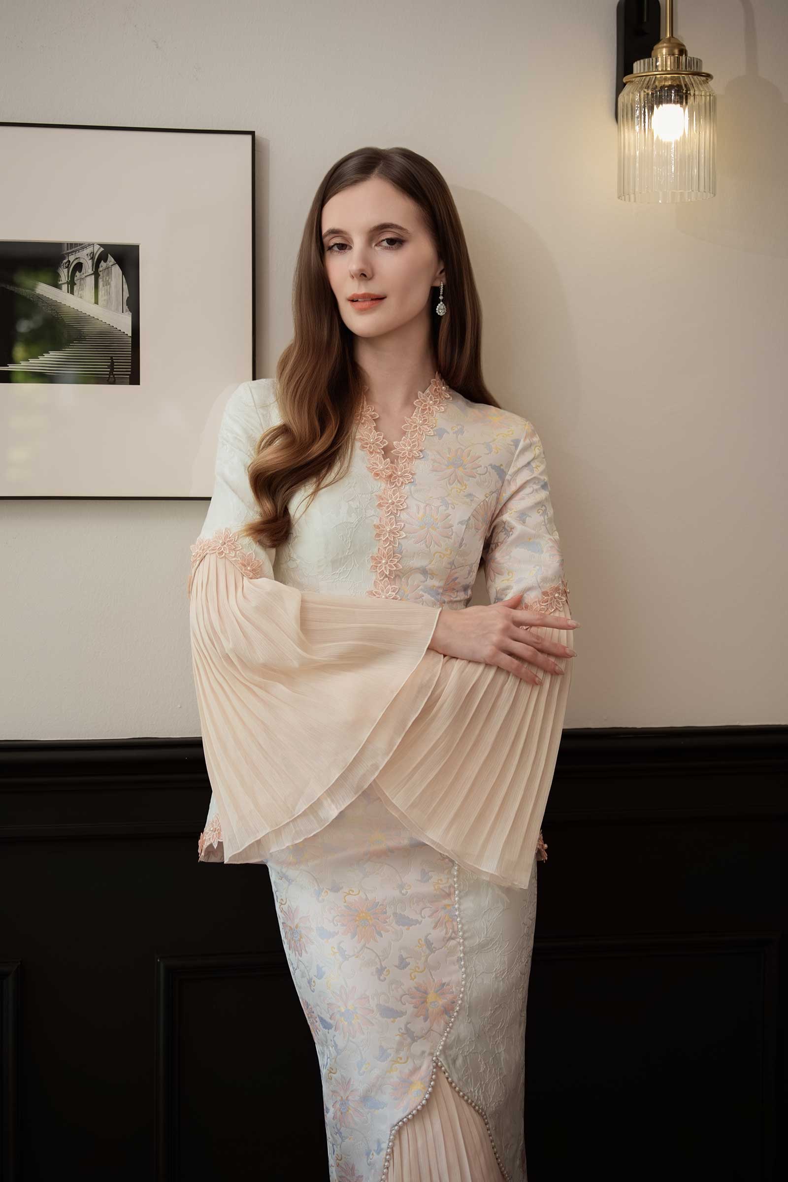 Niessa Kebaya Top (Rose)