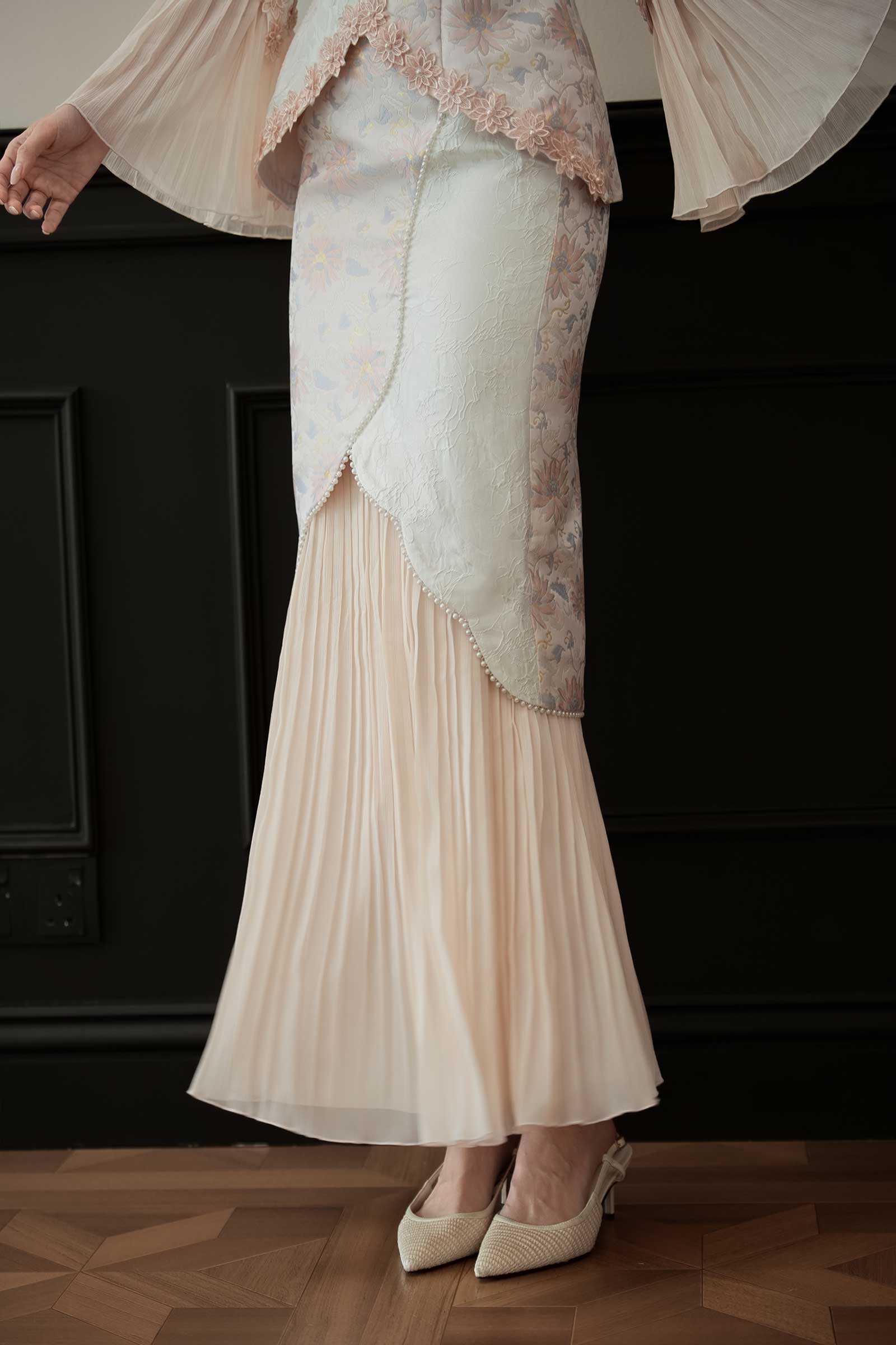 Niessa Kebaya Set (Rose)