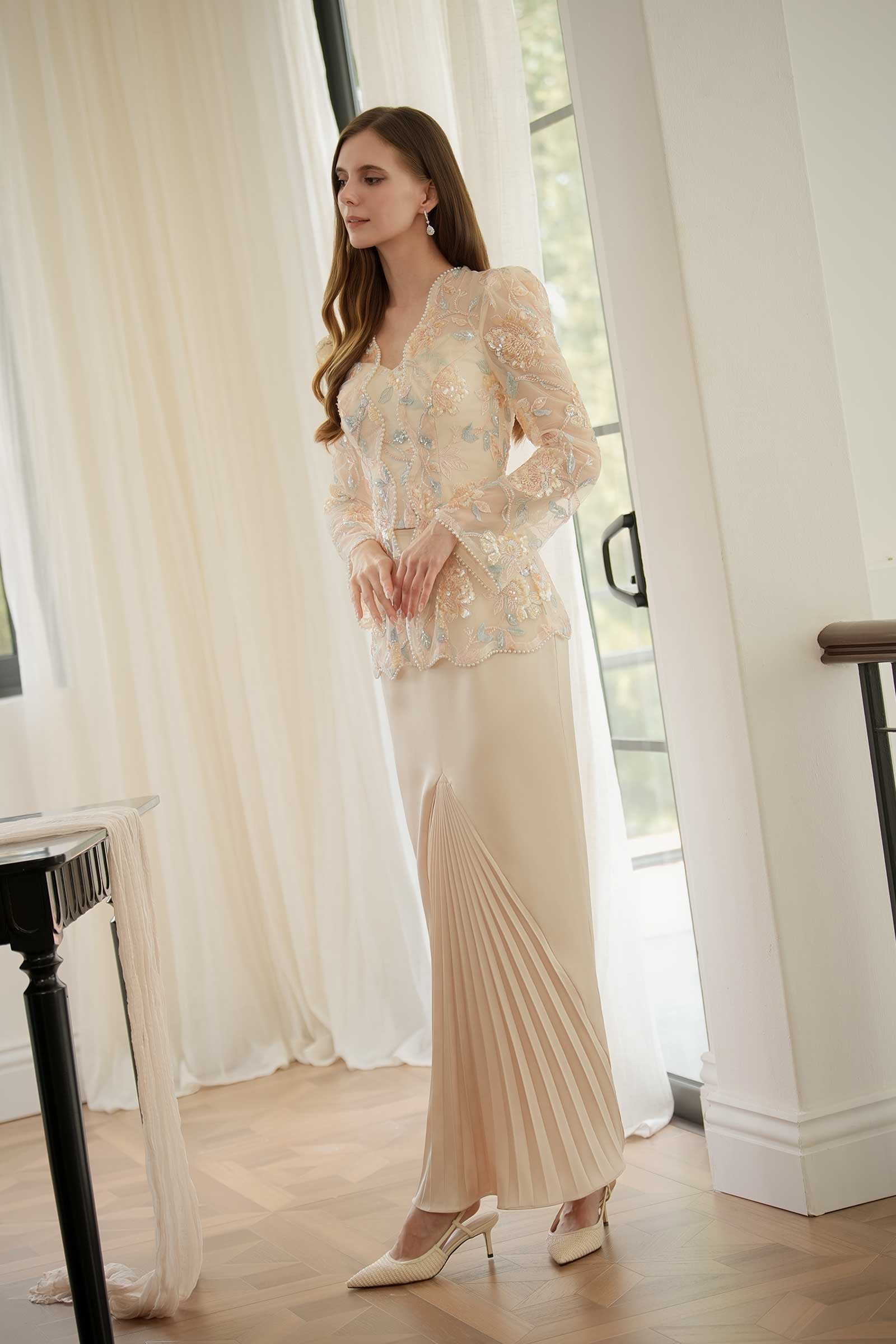 Thea Kebaya Top (Blush Petal)