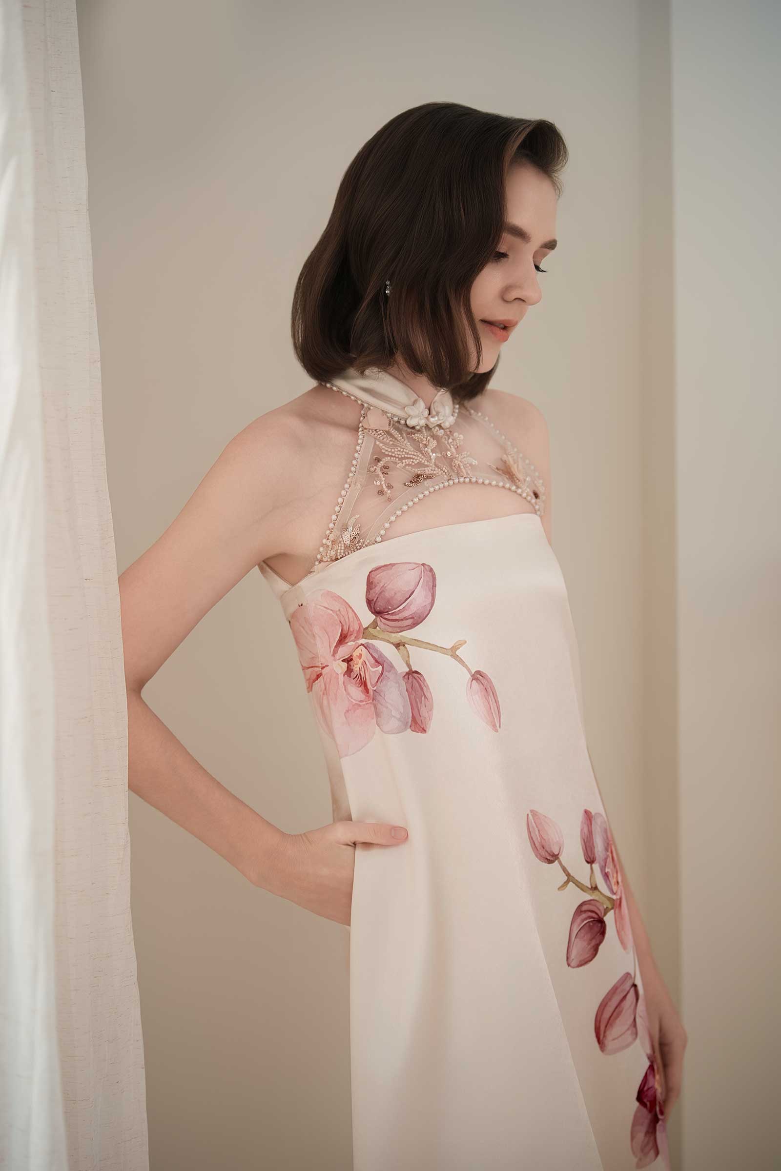 Phalaenora Dress (Champagne)