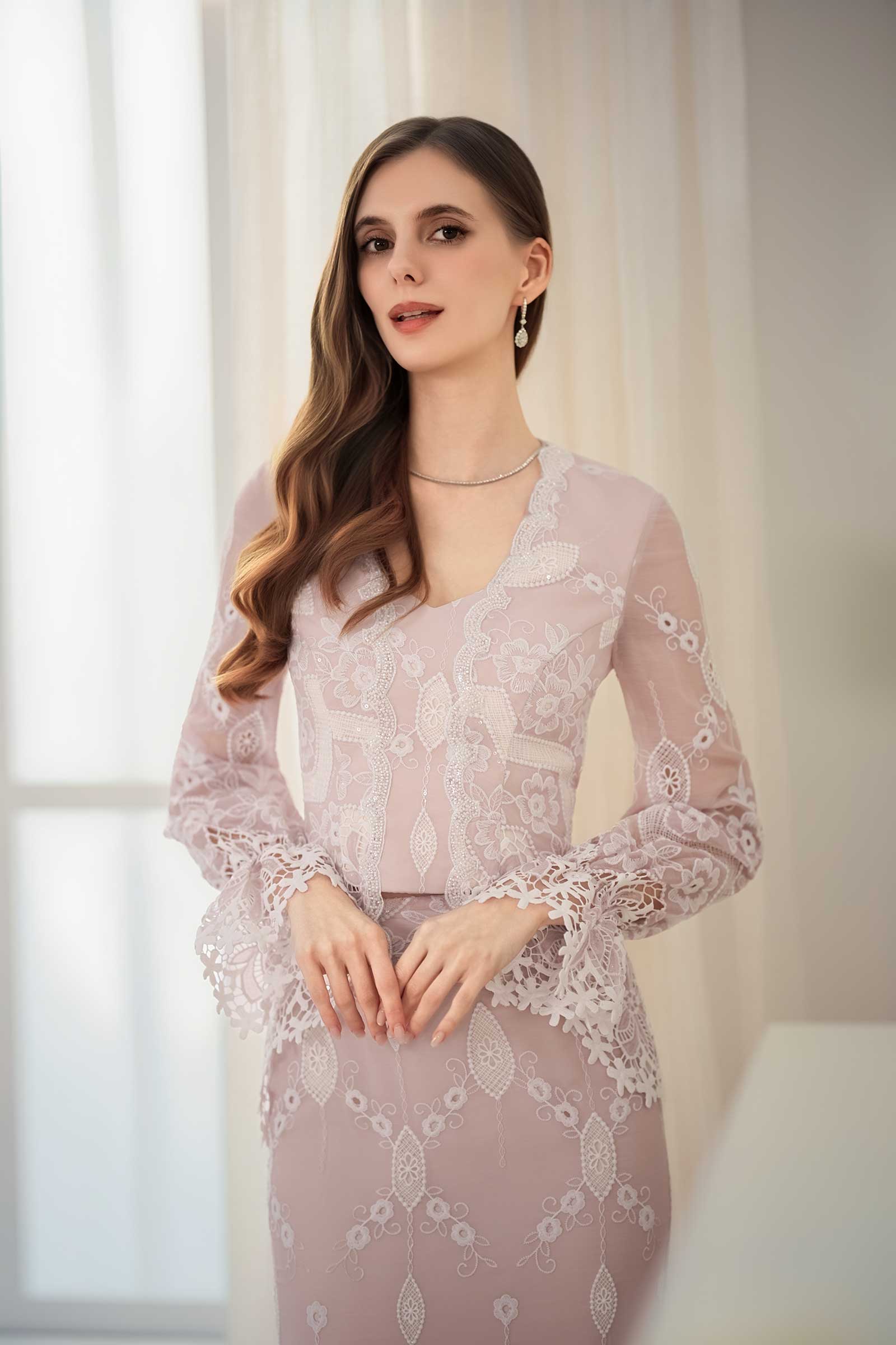 Rosalie Kebaya Set (Rose)