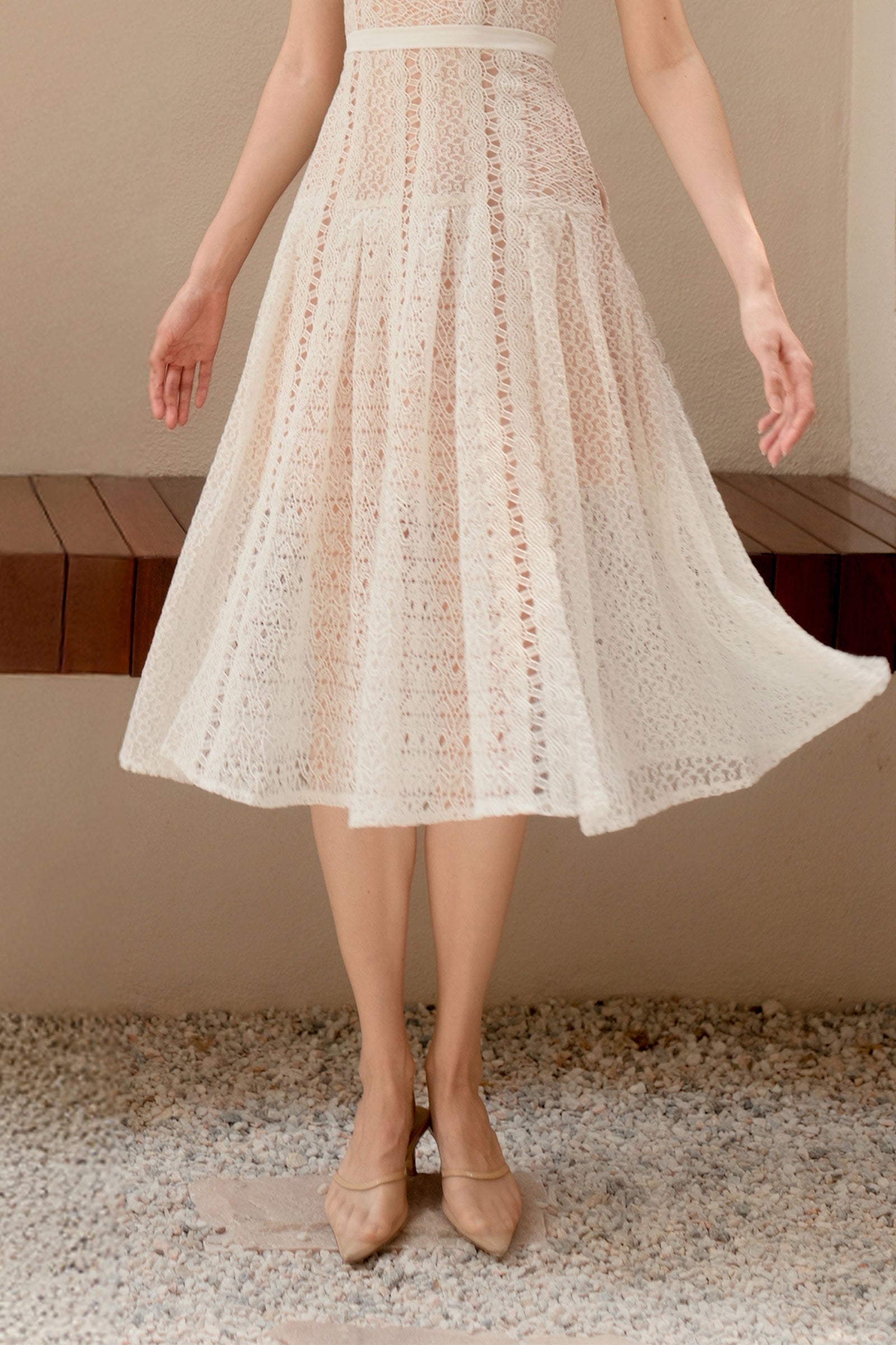 Dianelle Padded Dress (White)