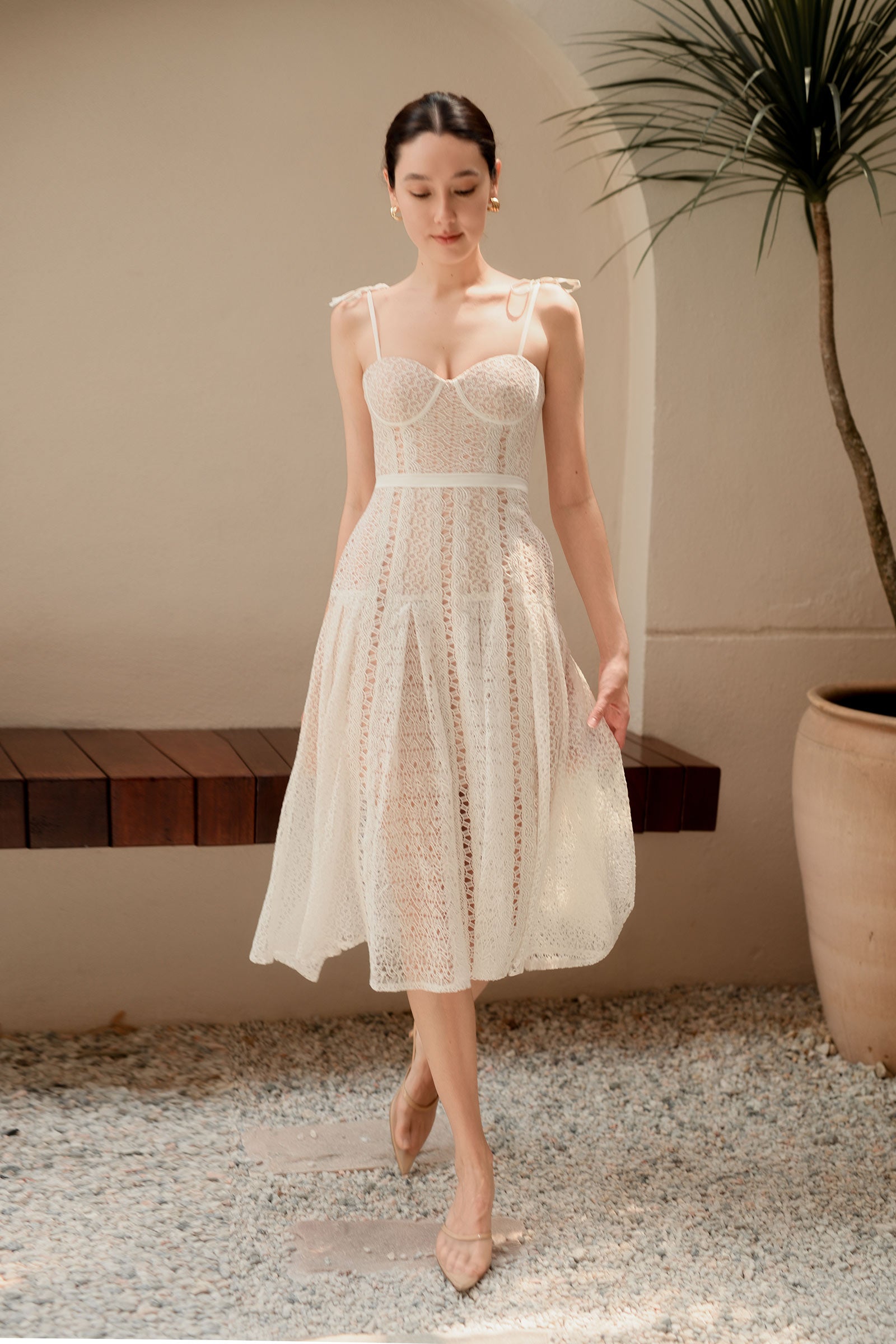 Dianelle Padded Dress (White)