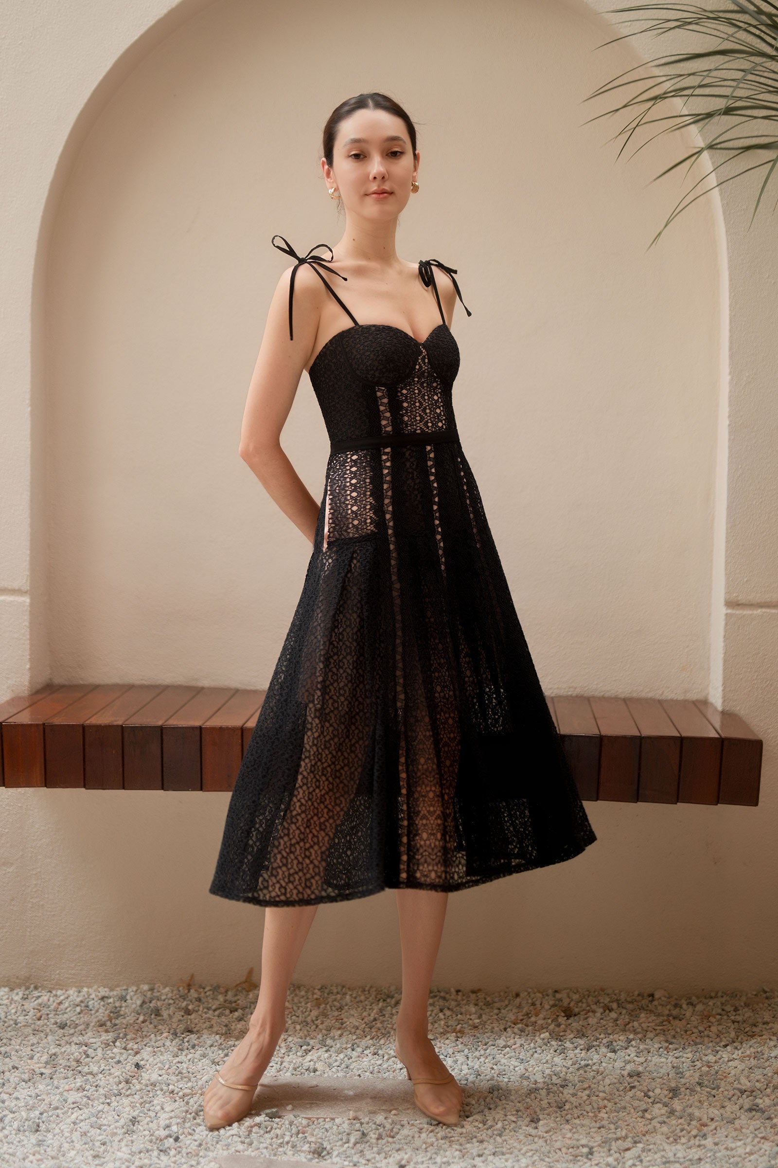 Dianelle Padded Dress (Black)