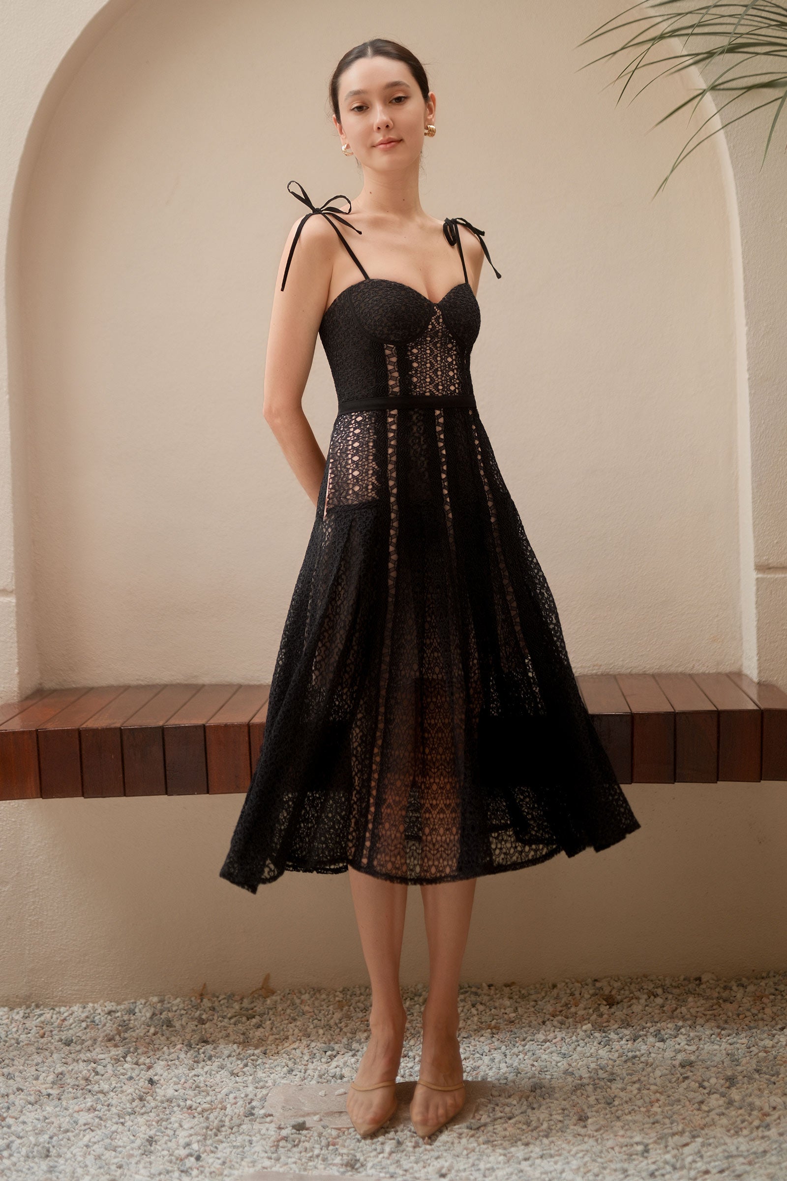 Dianelle Padded Dress (Black)