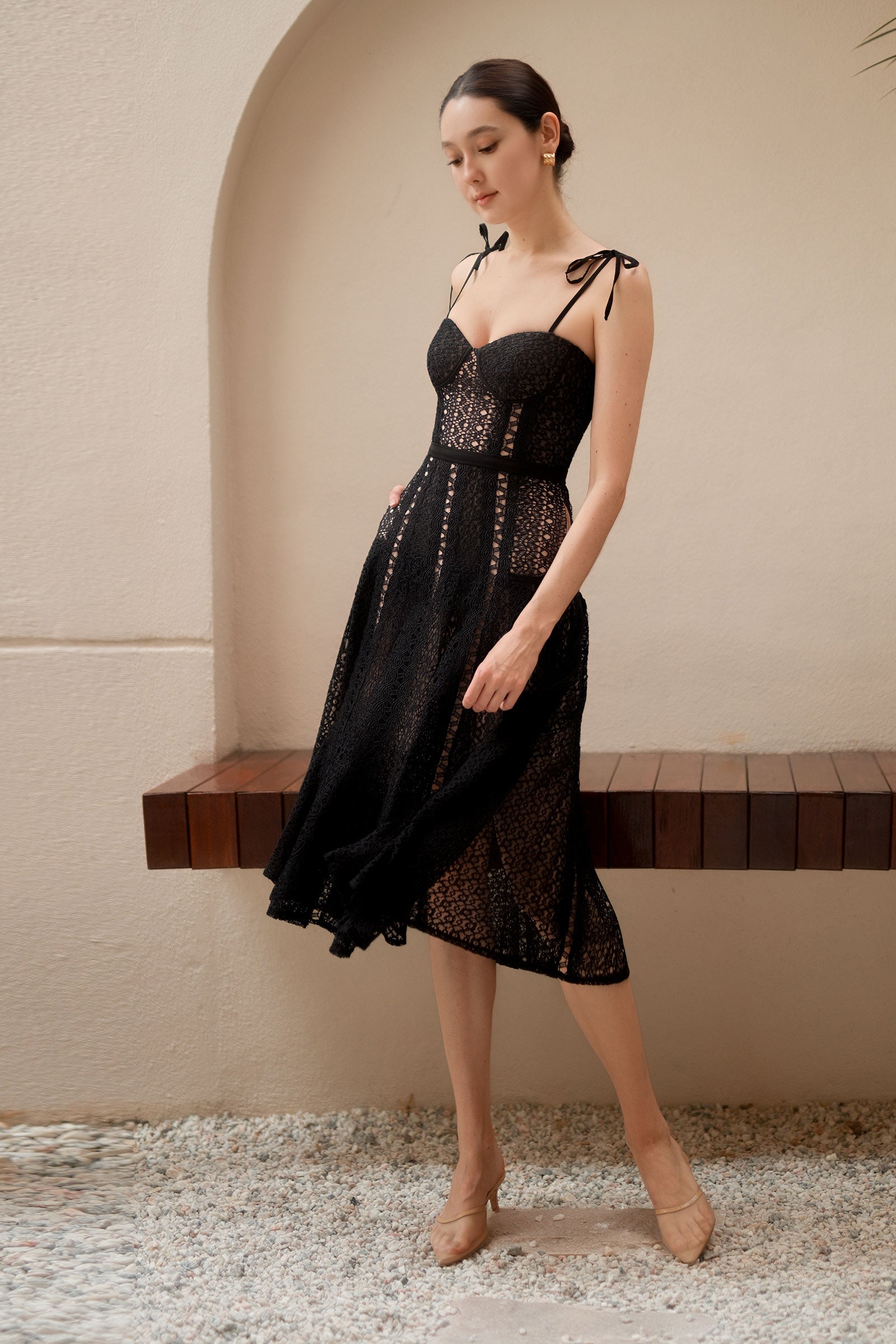 Dianelle Padded Dress (Black)