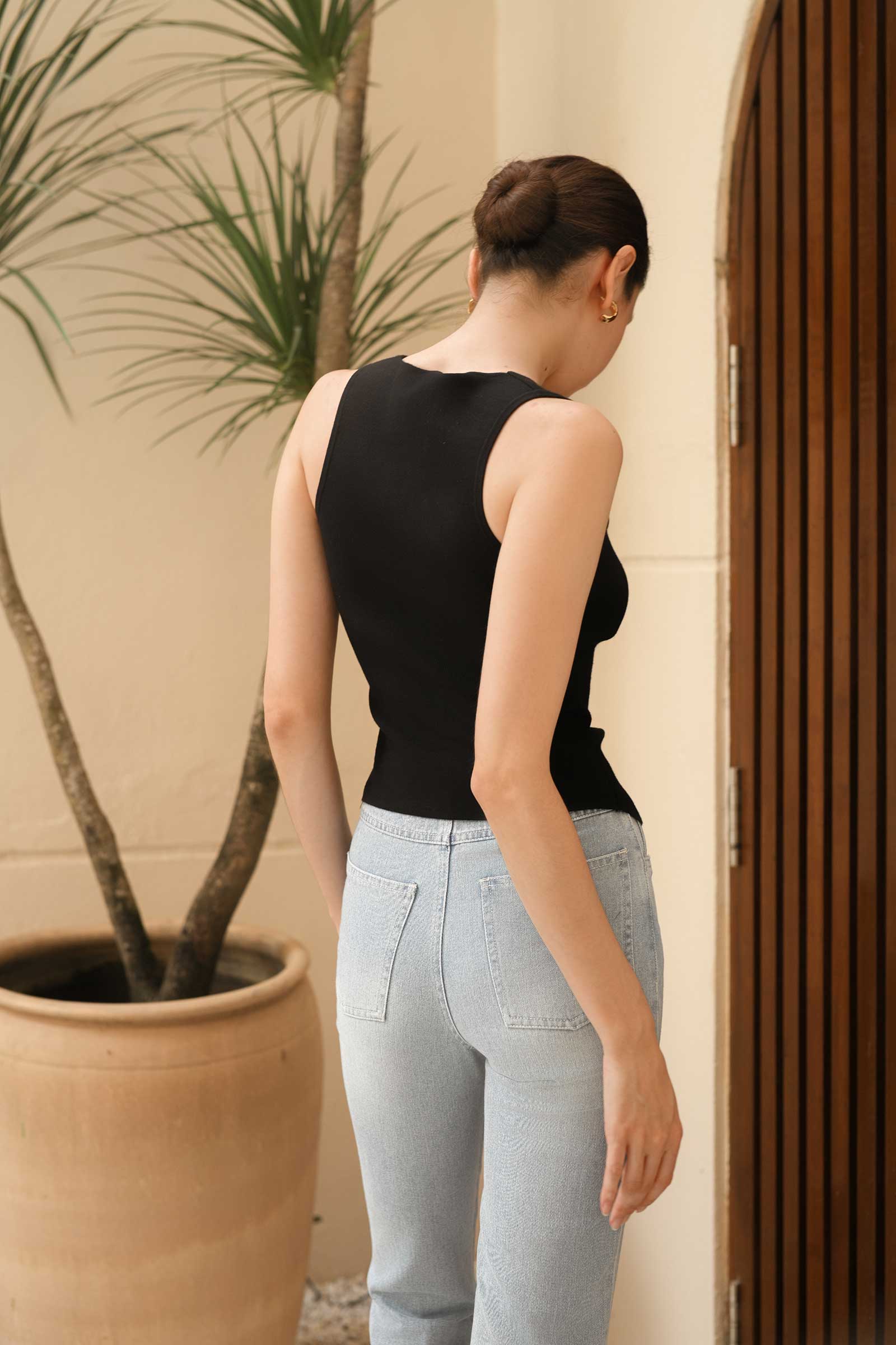 Dolix Knit Vest Top (Black)