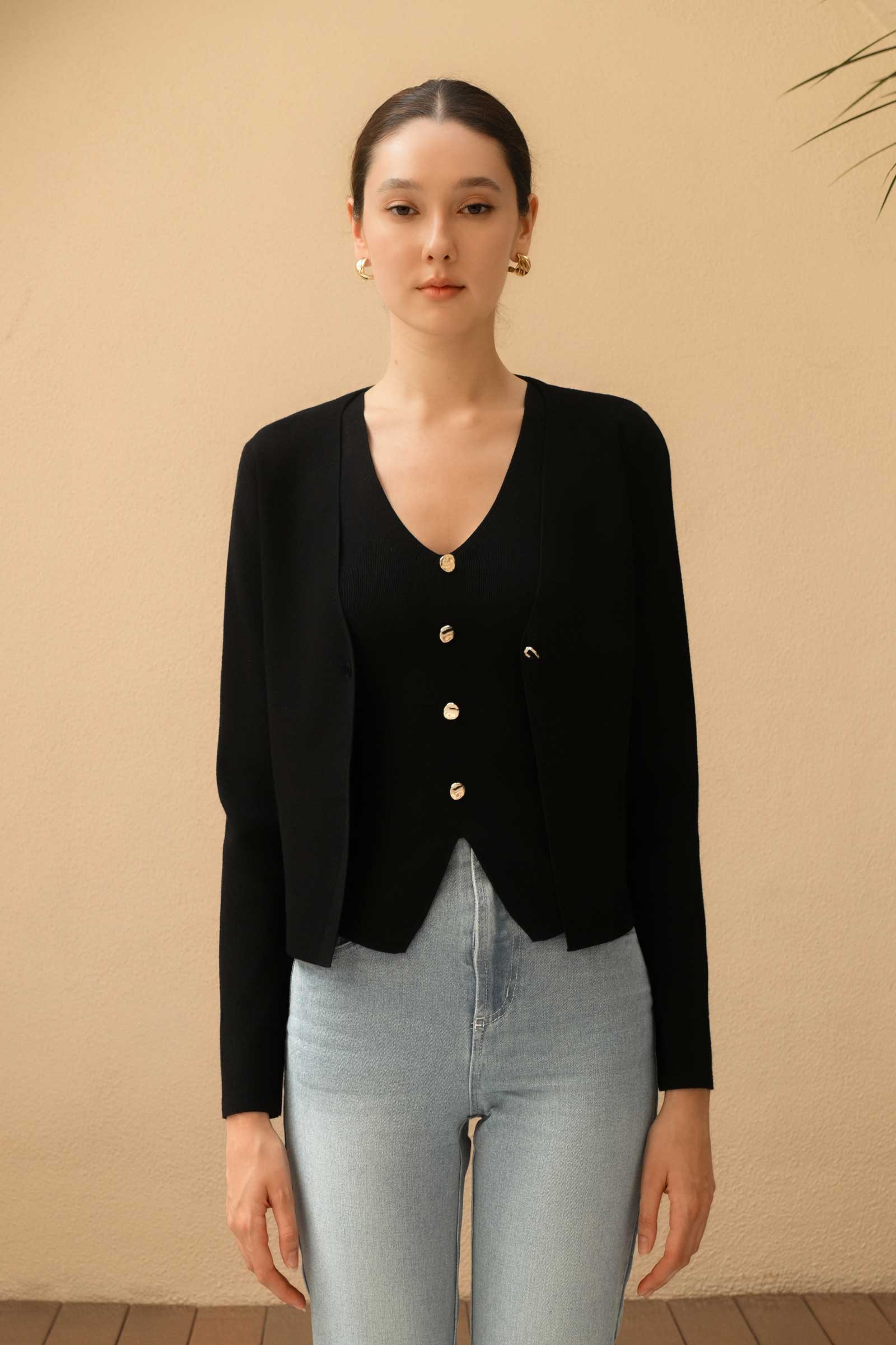 Dasiene Knit Cardigan (Black)