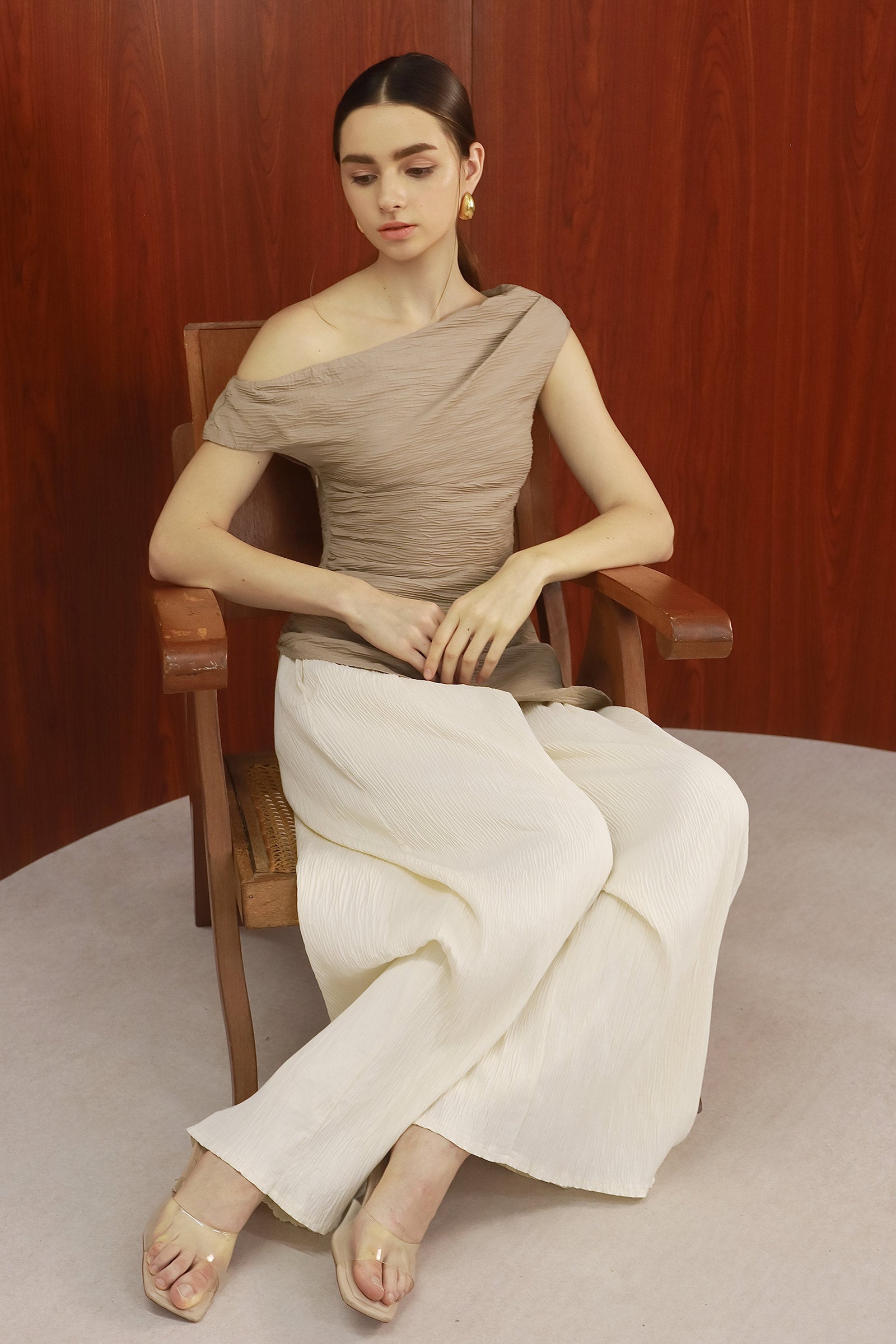 Liora Drape Top (Mocha)